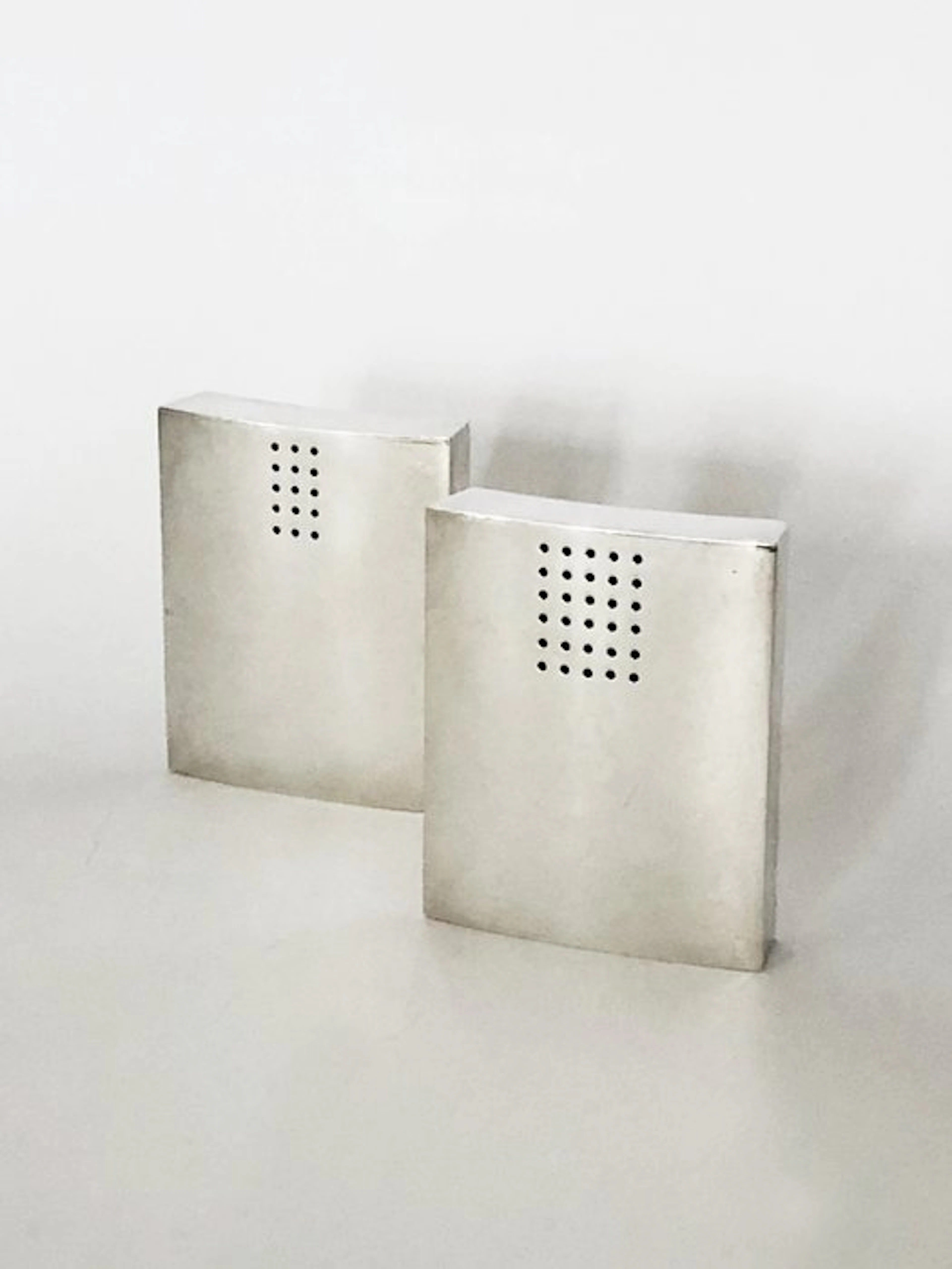 Algorithme - Martine Bedin - Salt and pepper shakers (2) - Silverplated