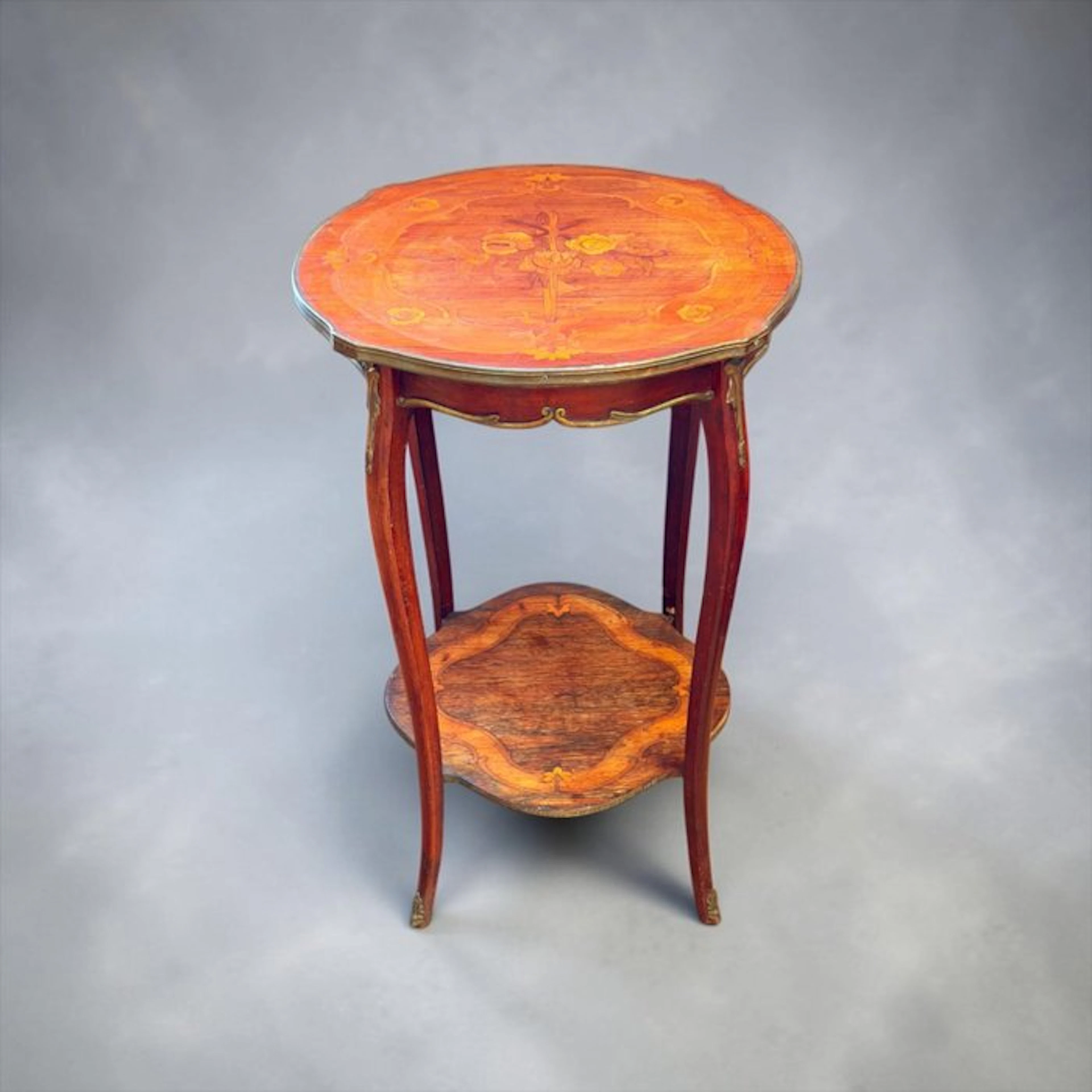 Side table - Louis XV - Wood, Brass - Floral Marquetry
