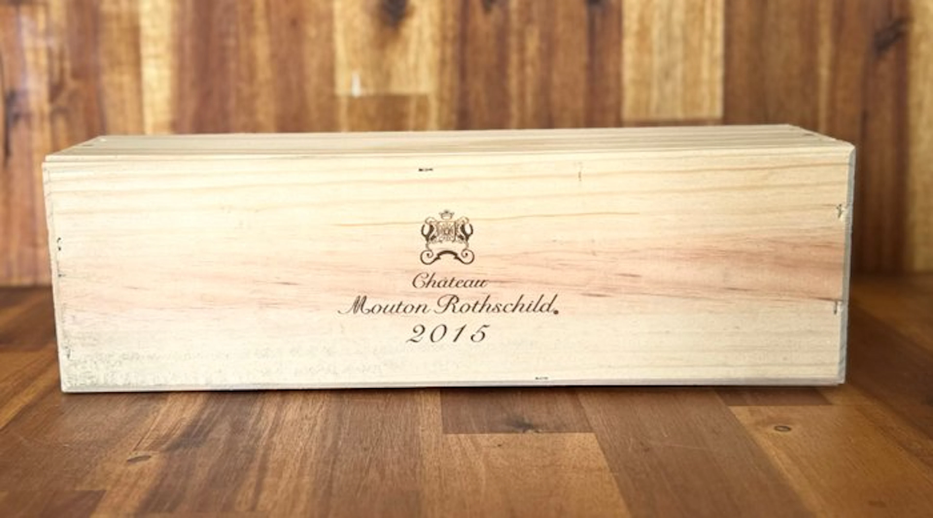 2015 Chateau Mouton Rothschild - Pauillac 1er Grand Cru...