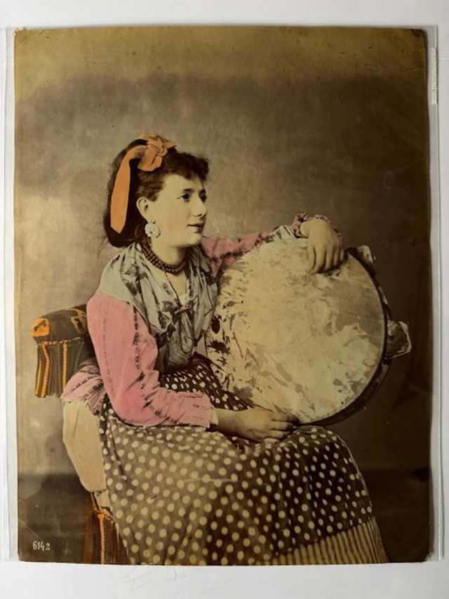 Giorgio Sommer - Hand-coloured photograph of a young woman in Neapolitan