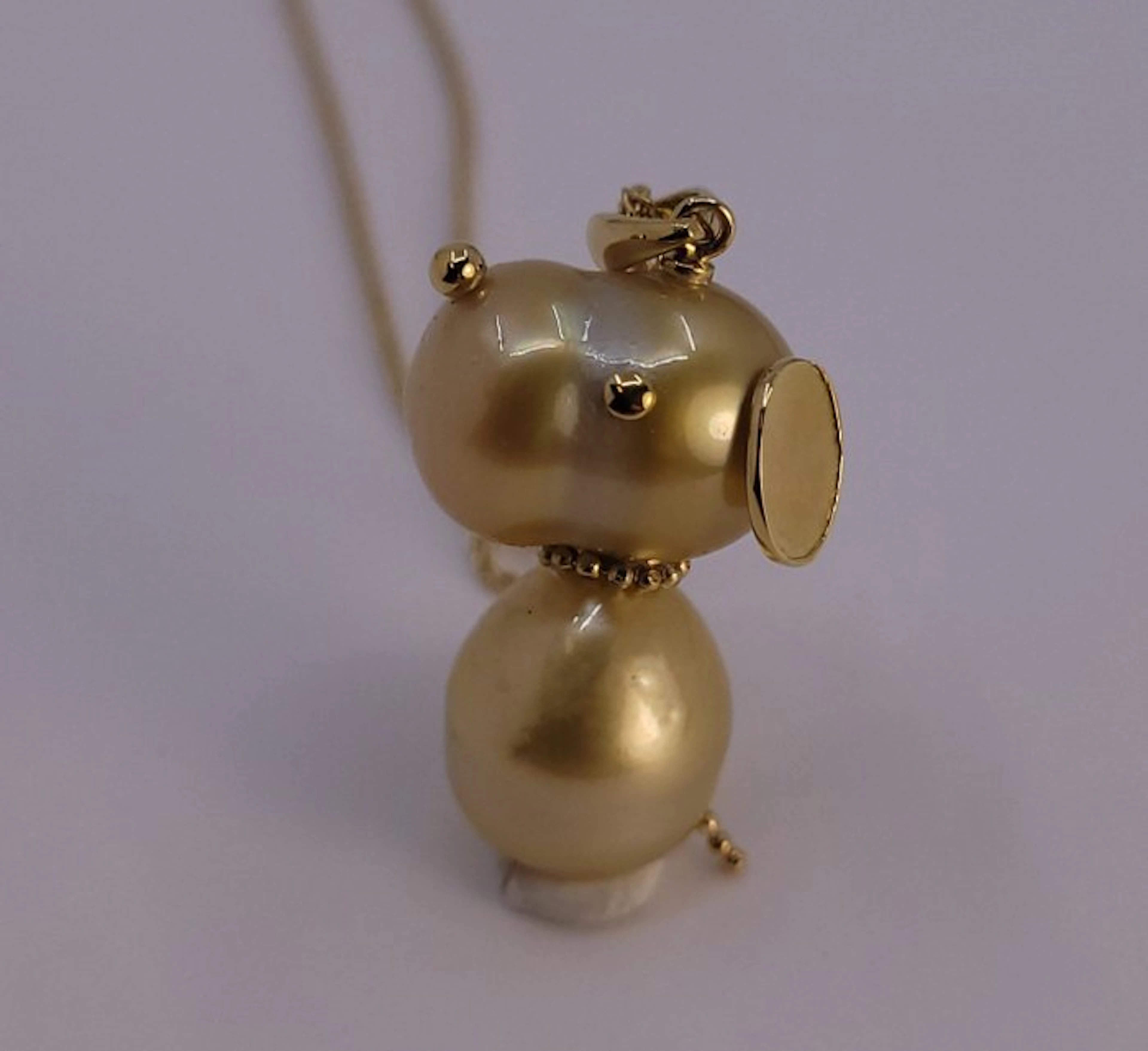 Necklace with pendant - 18 kt. Yellow gold, Deep Golden South Sea Pearls - Dog