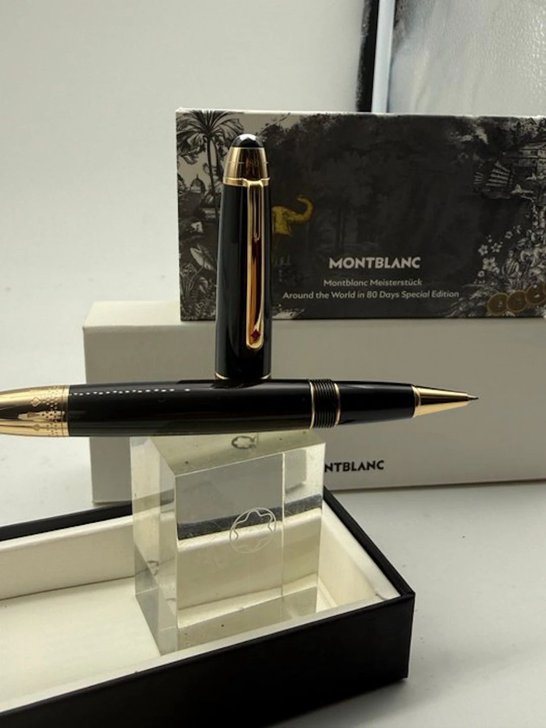 Montblanc - Meisterstück Resin LeGrand – Around the World...