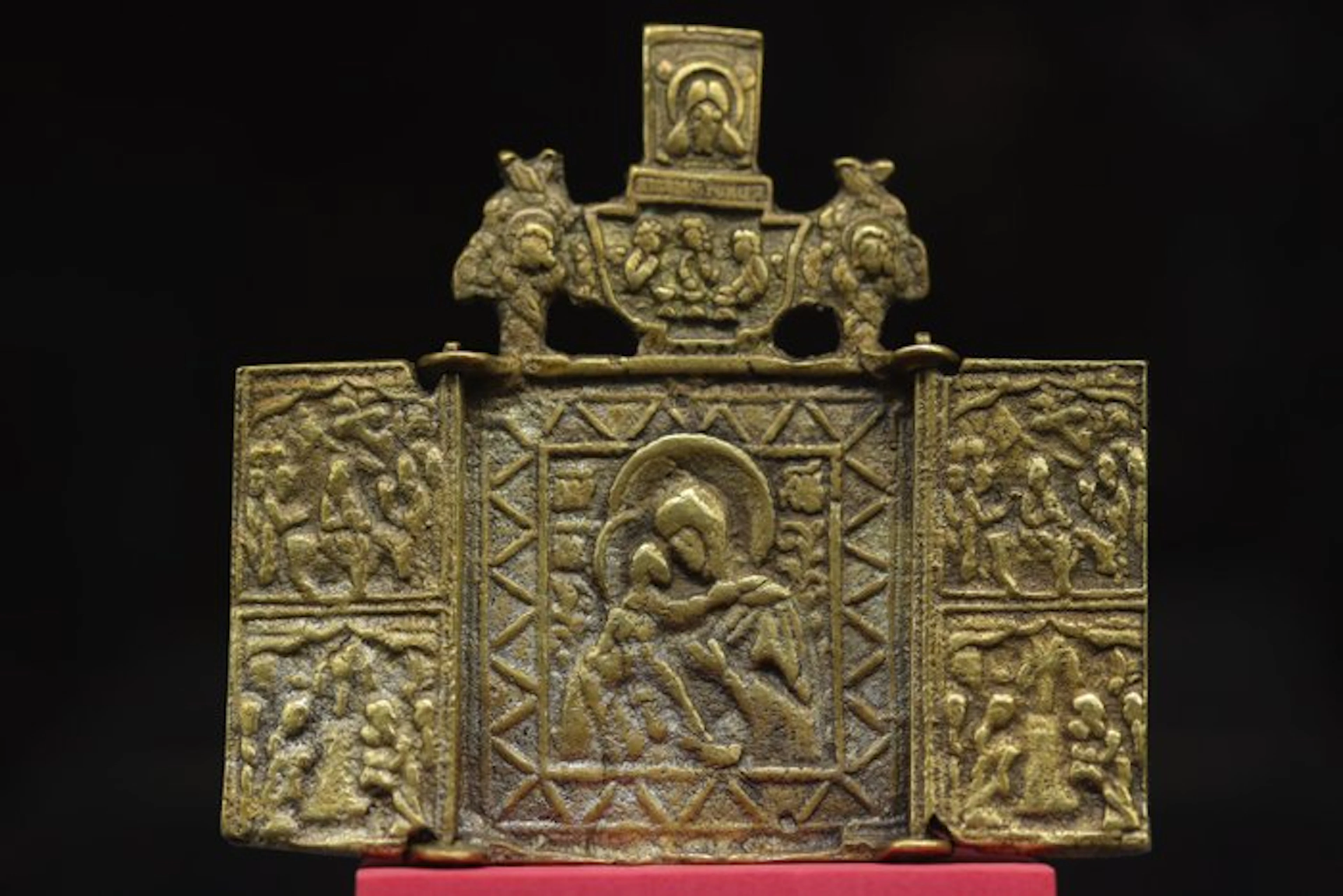 Post-medieval - Bronze Votive Christian Reliquary - 8.6 cm (No reserve price)