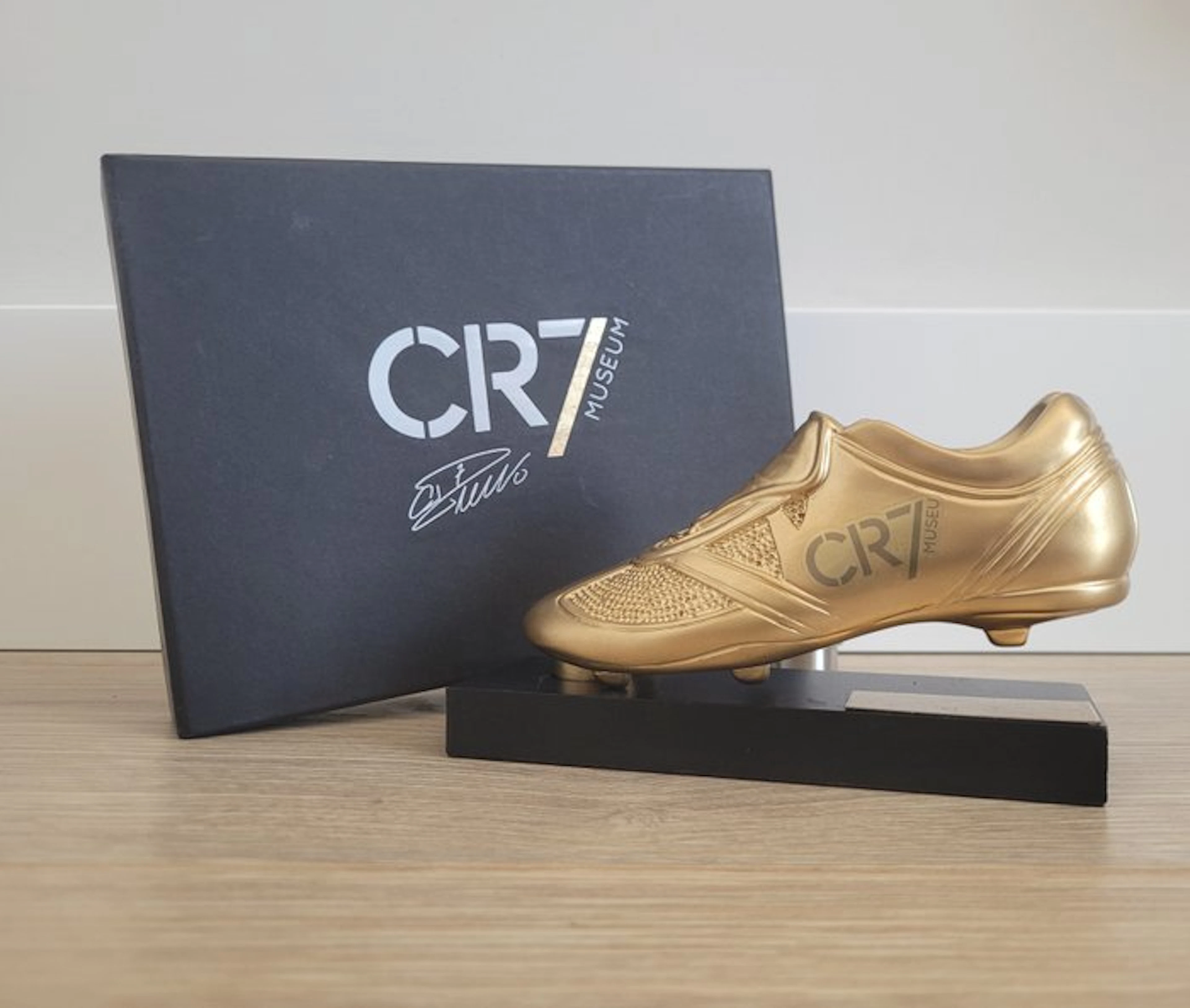 Cristiano Ronaldo - Golden Boot CR7. CR7 Museum