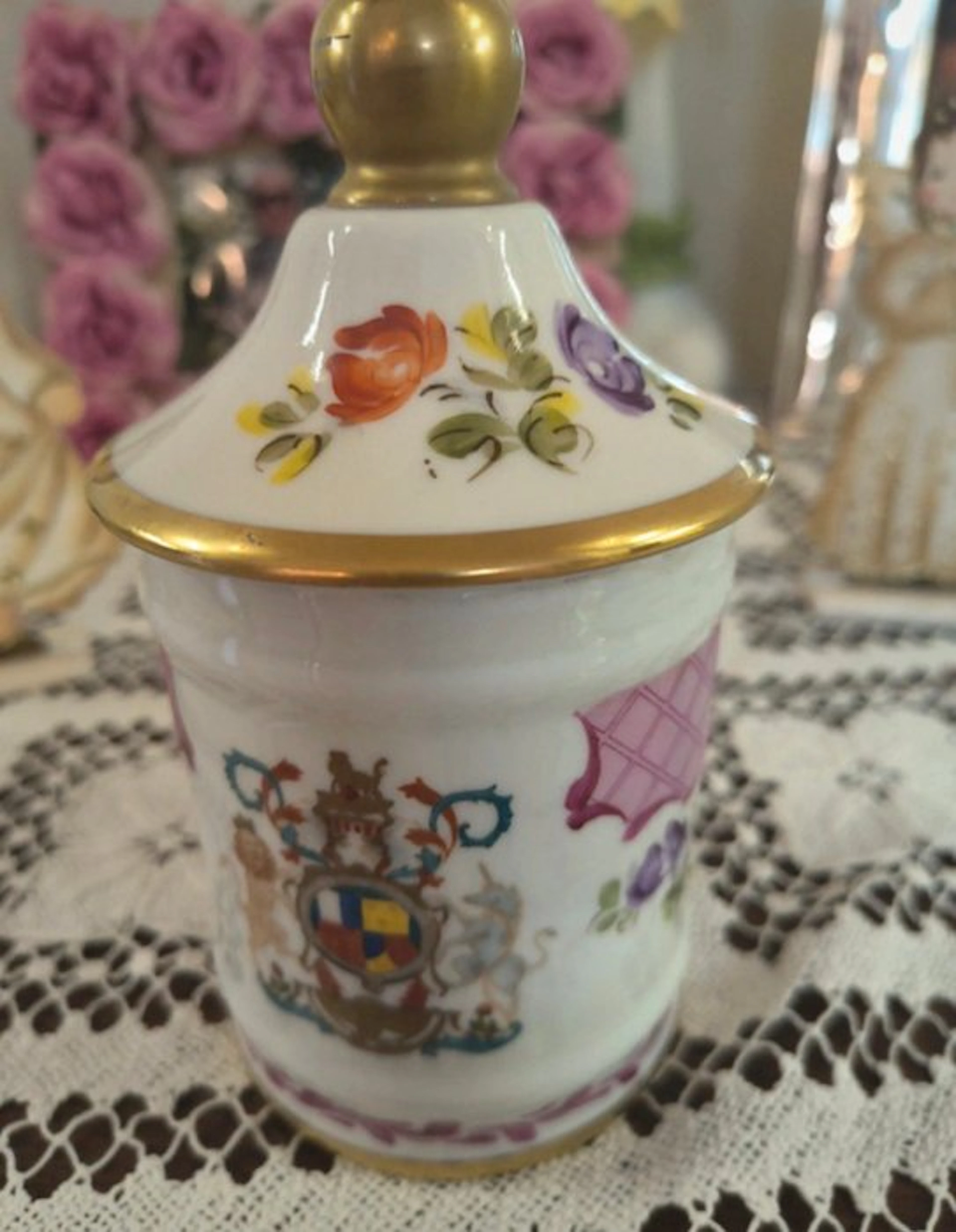 Lidded vase - Porcelain - sugar bowl