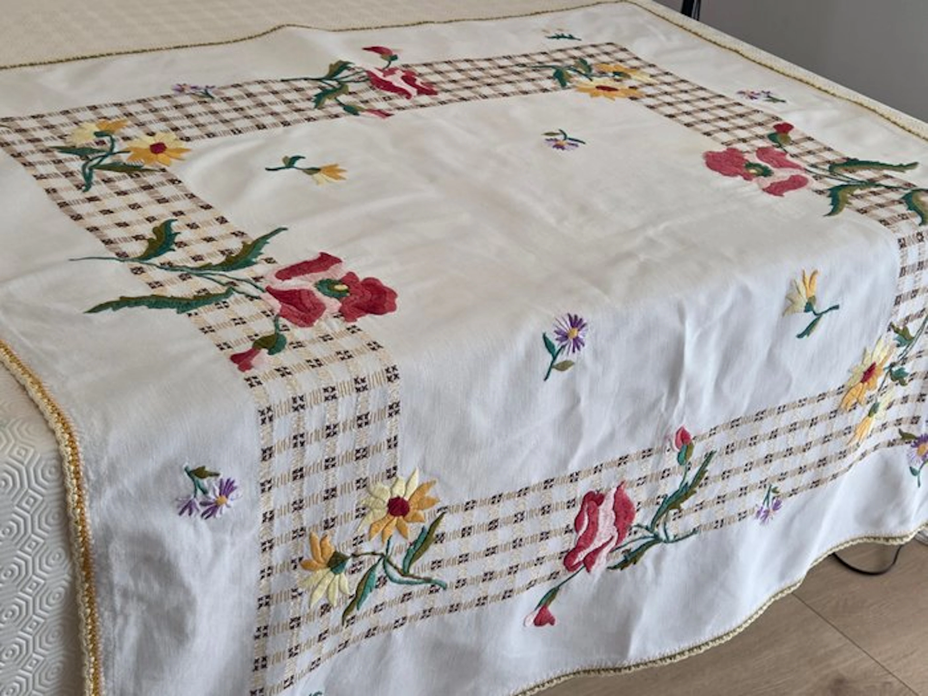 Tablecloth - 93 cm - 93 cm