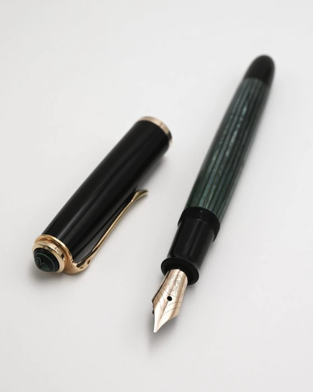 Pelikan - 400NN Green Stripe - Fountain pen