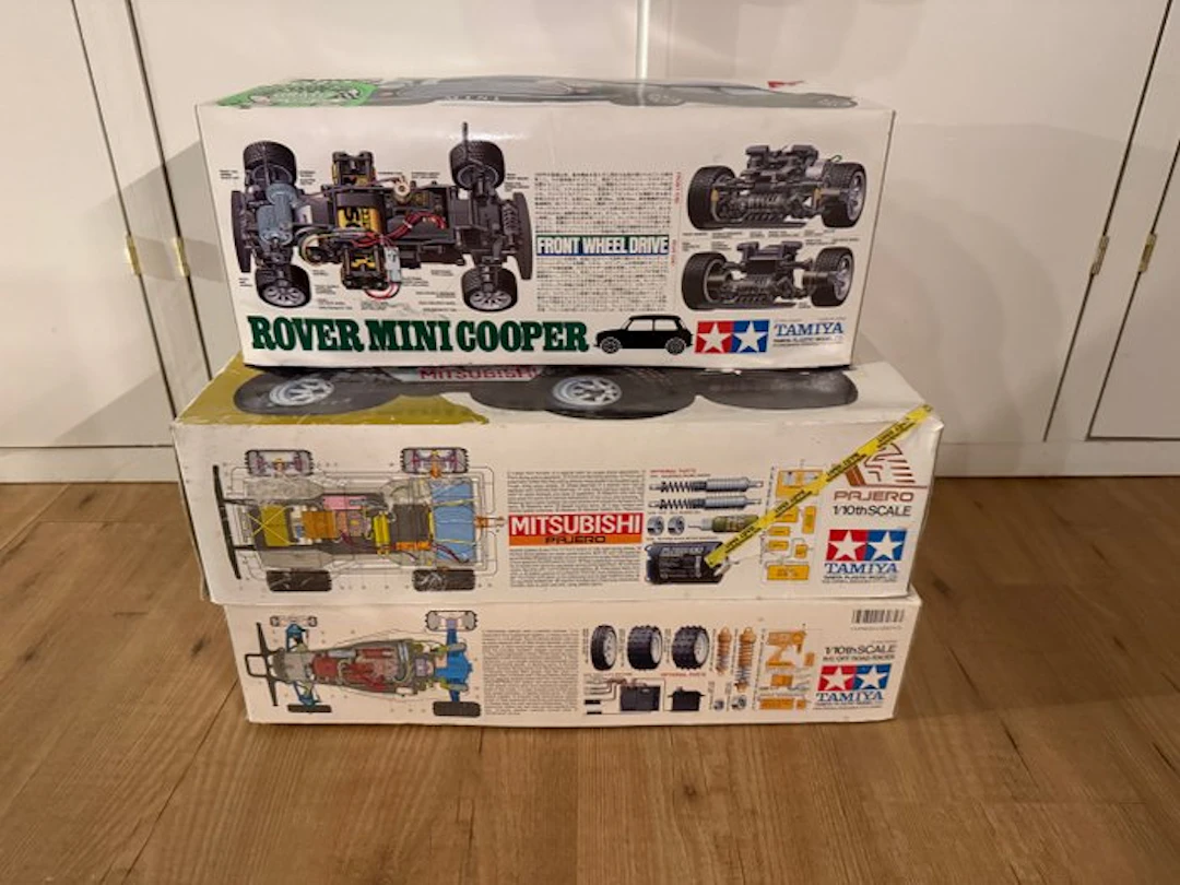 Tamiya 1:10 - Model race car (6) - Rover Mini Cooper...