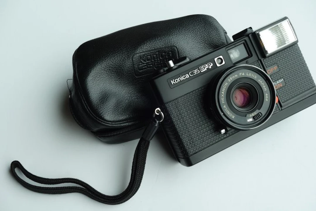 Konica C35 EFP + Konica Pocket 400 Analogue camera