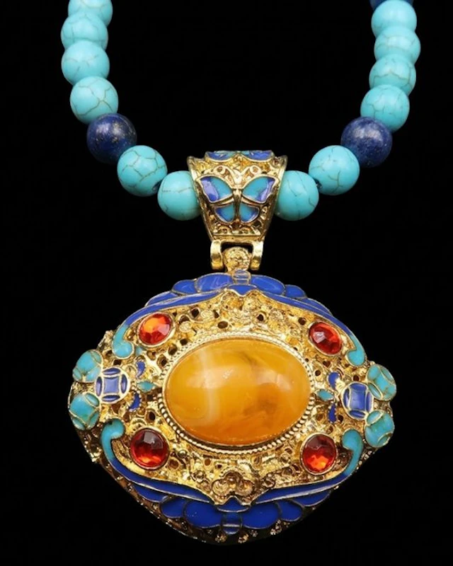 Howlite turquoise - Buddhist meditation necklace - Chases...