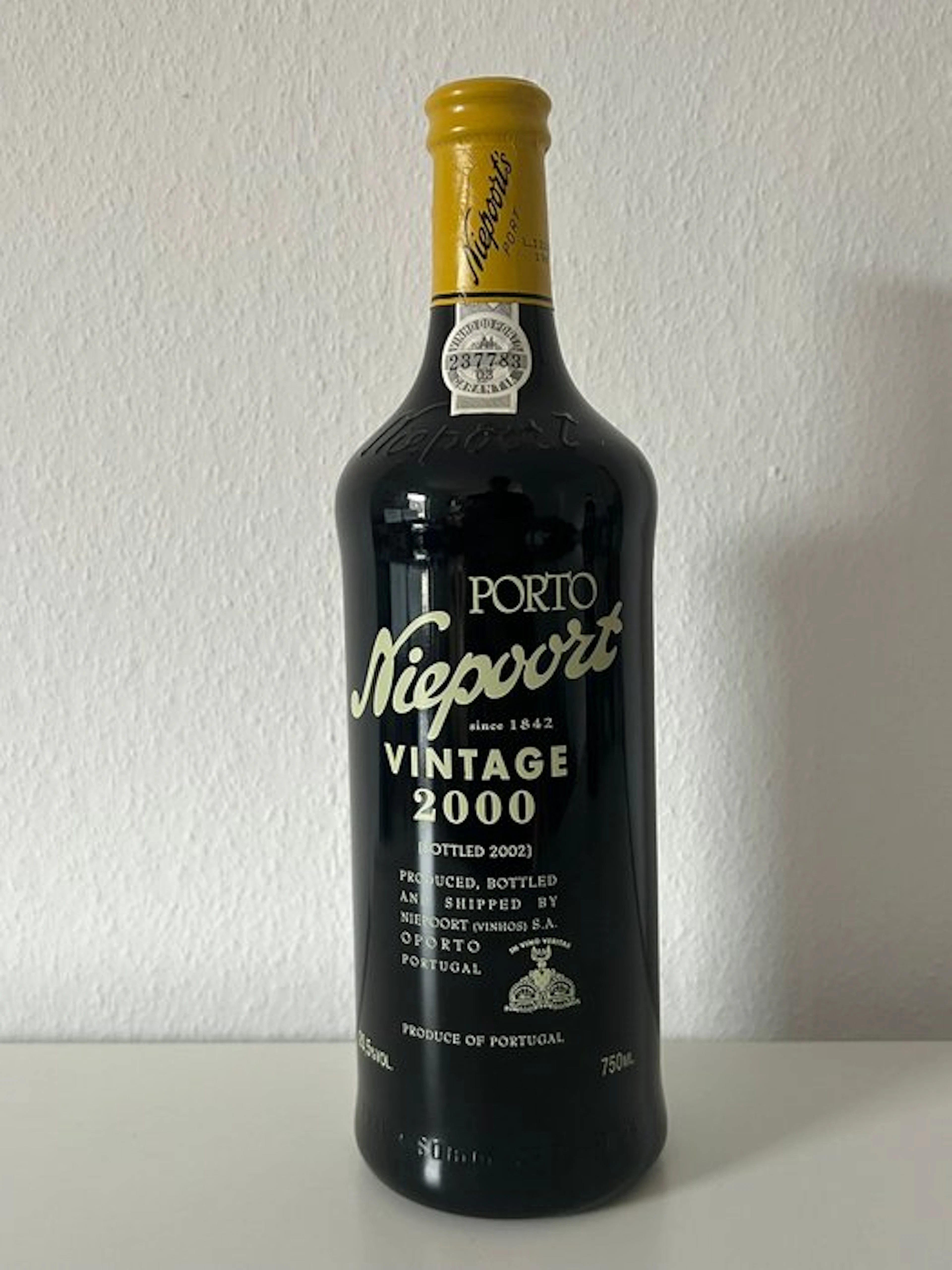 2000 Niepoort - Vintage Port - Bottled in 2002 - Douro - 1 Bottle (0.75L)