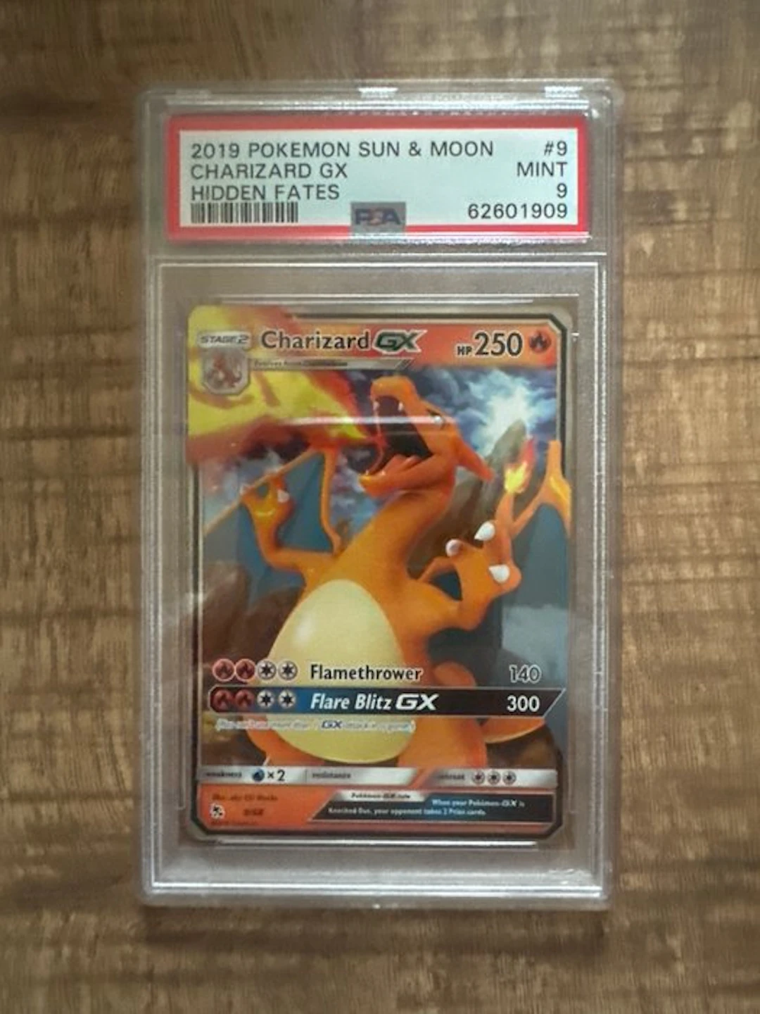 Pokémon - 1 Graded card - Charizard 9 Foil