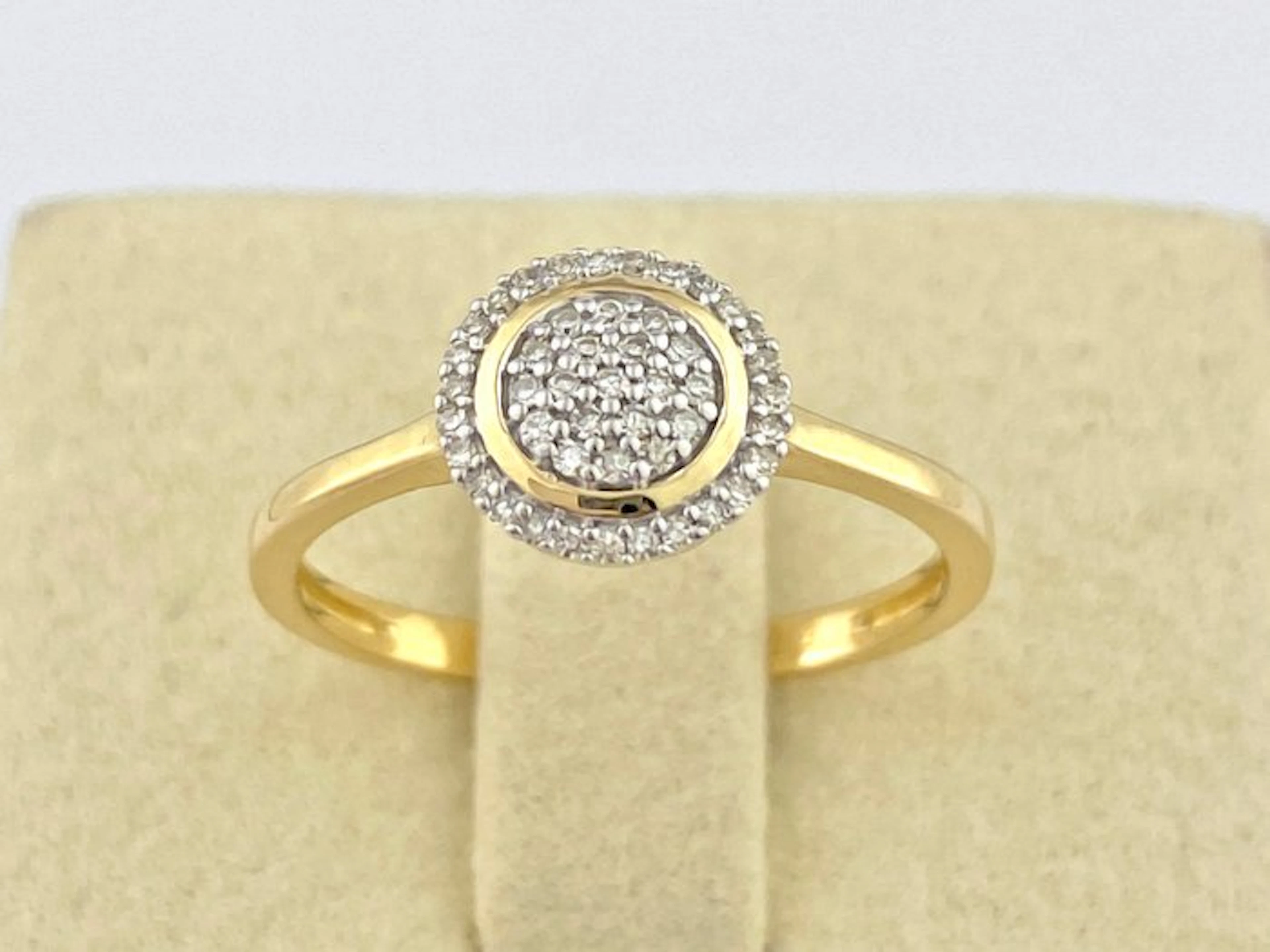 Ring - 14 kt. Yellow gold - 0.12ct. tw. Diamond (Natural)