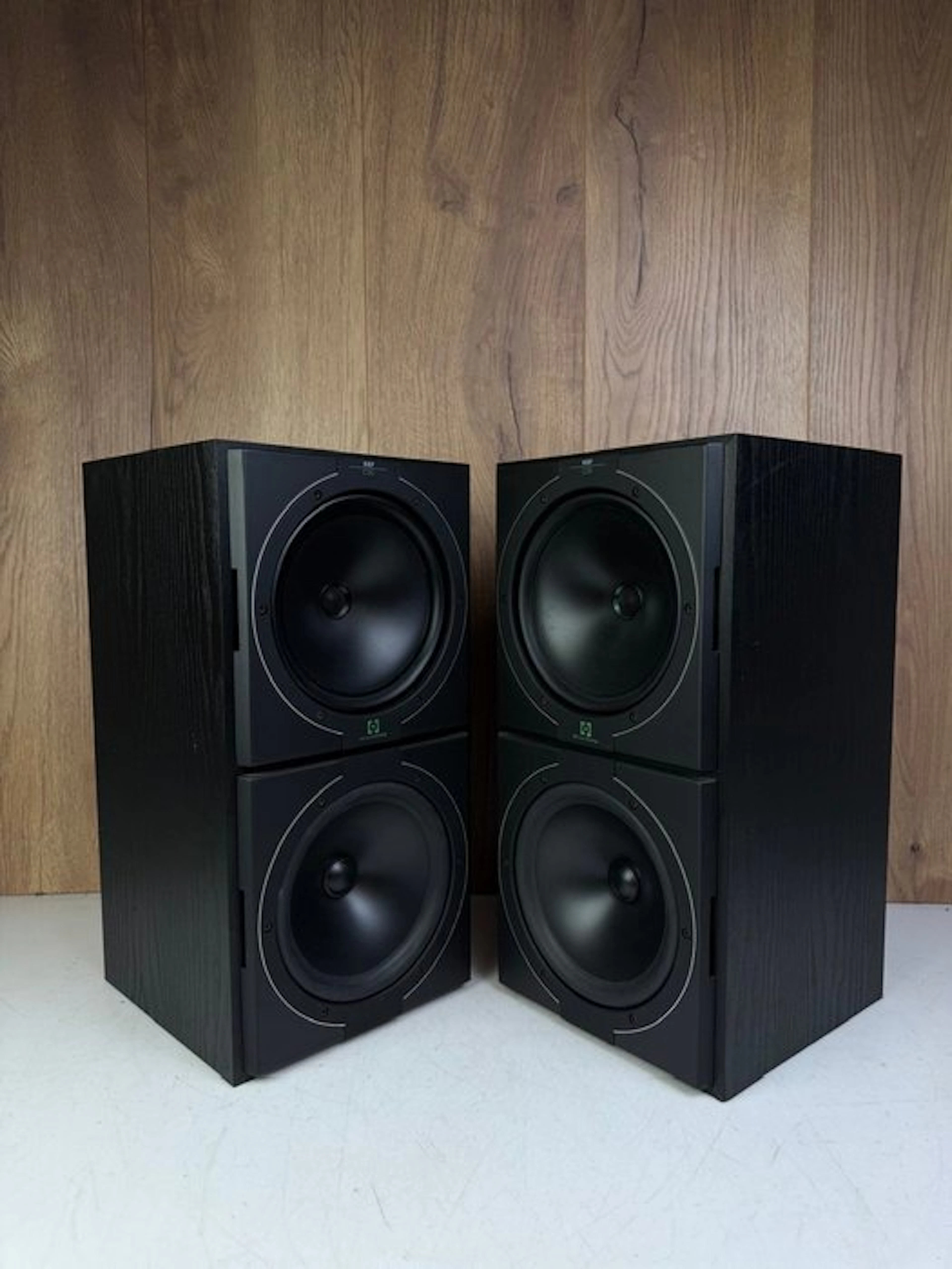 Kef - C55 / 2-Way Bookshelf Speaker set