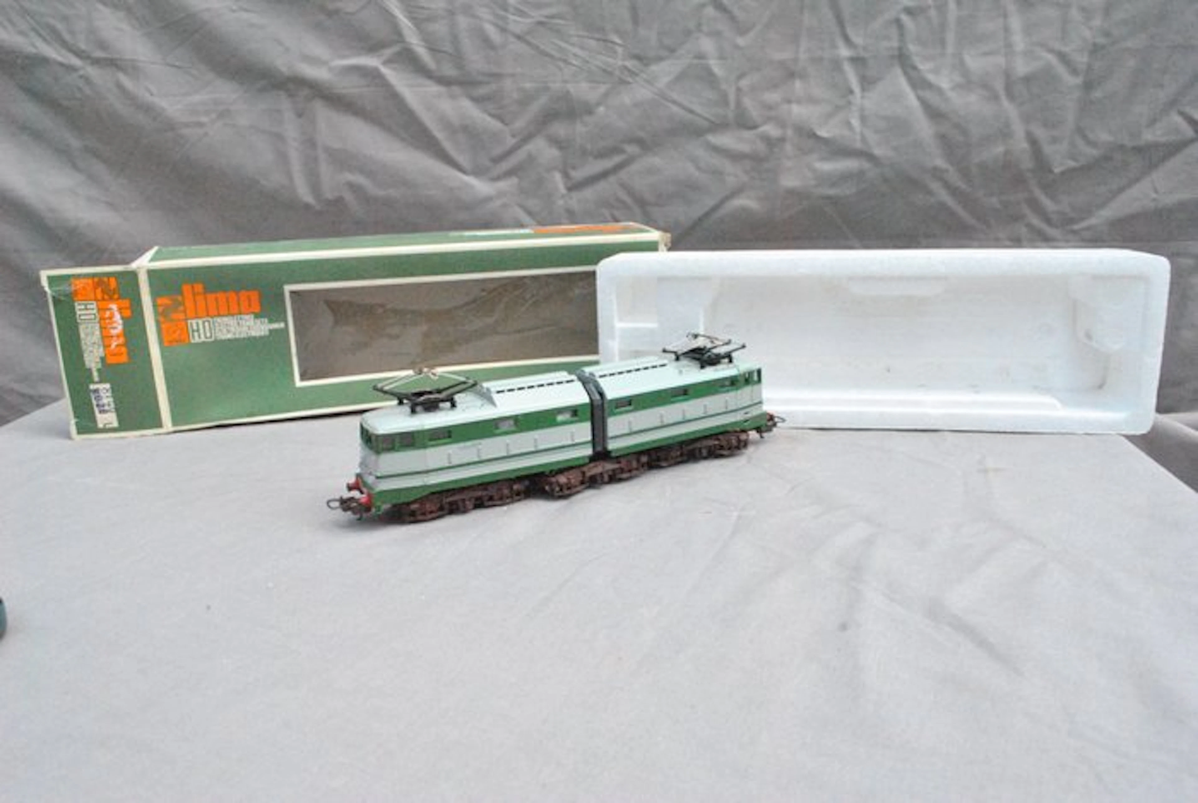 Lima H0 - Electric locomotive (1) - E646 - FS