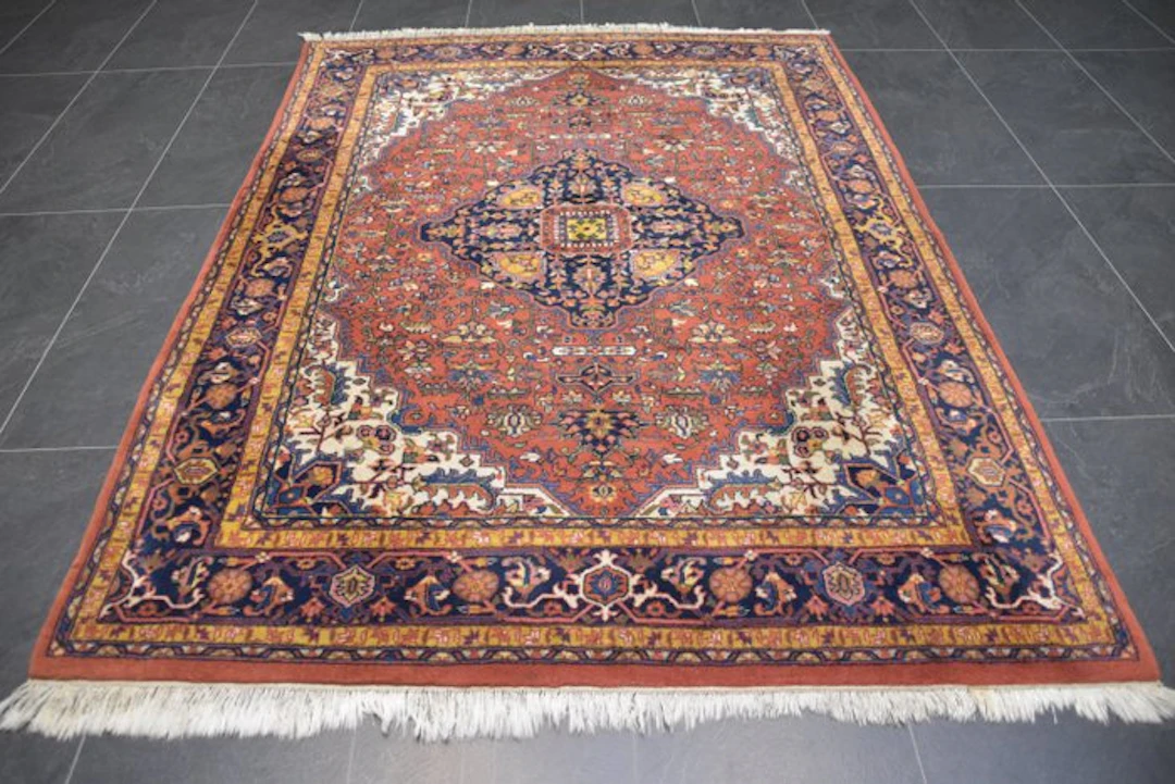 Heriz - Carpet - 240 cm - 172 cm