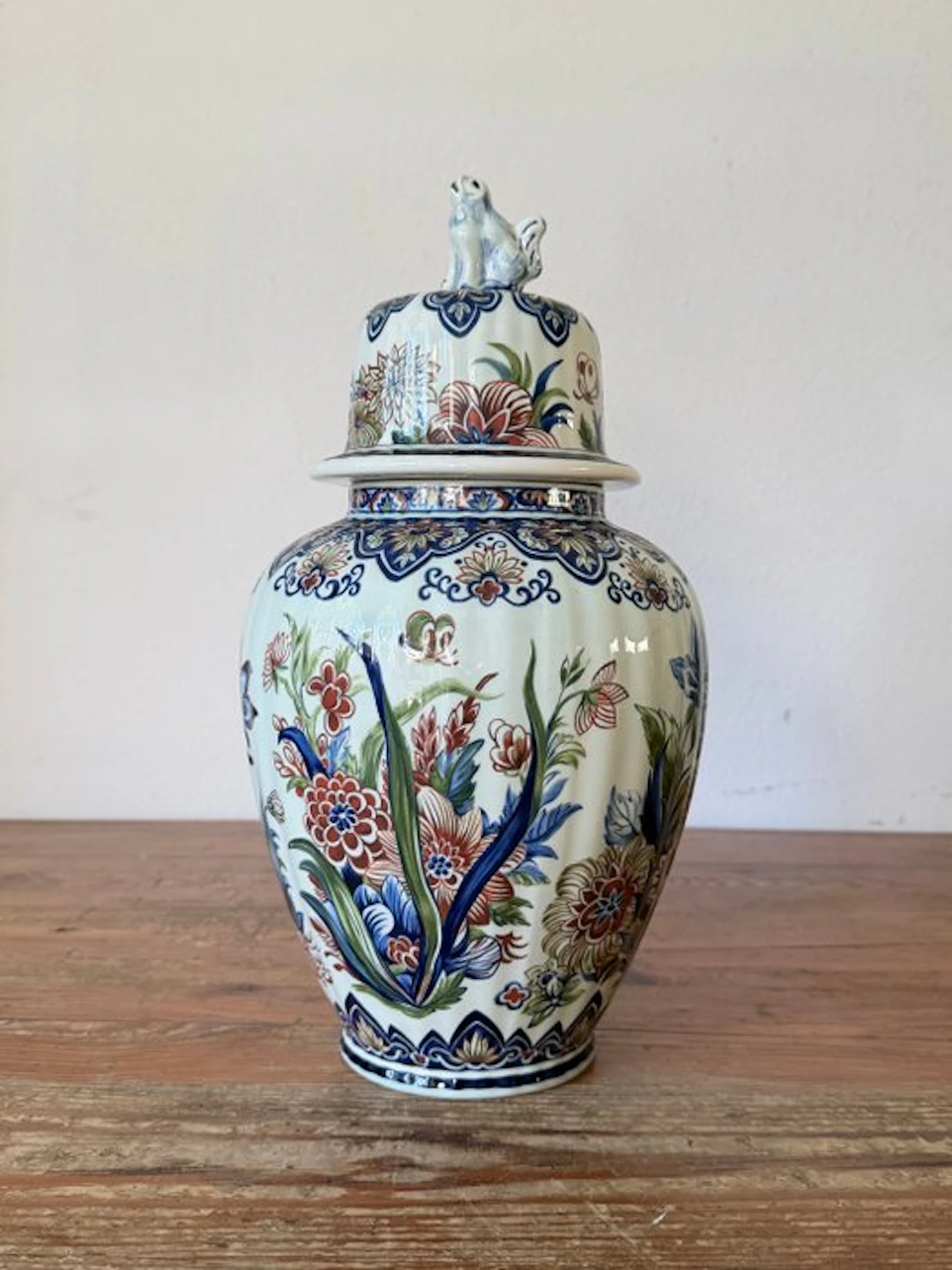 Boch - Vase - Earthenware - Large lidded vase