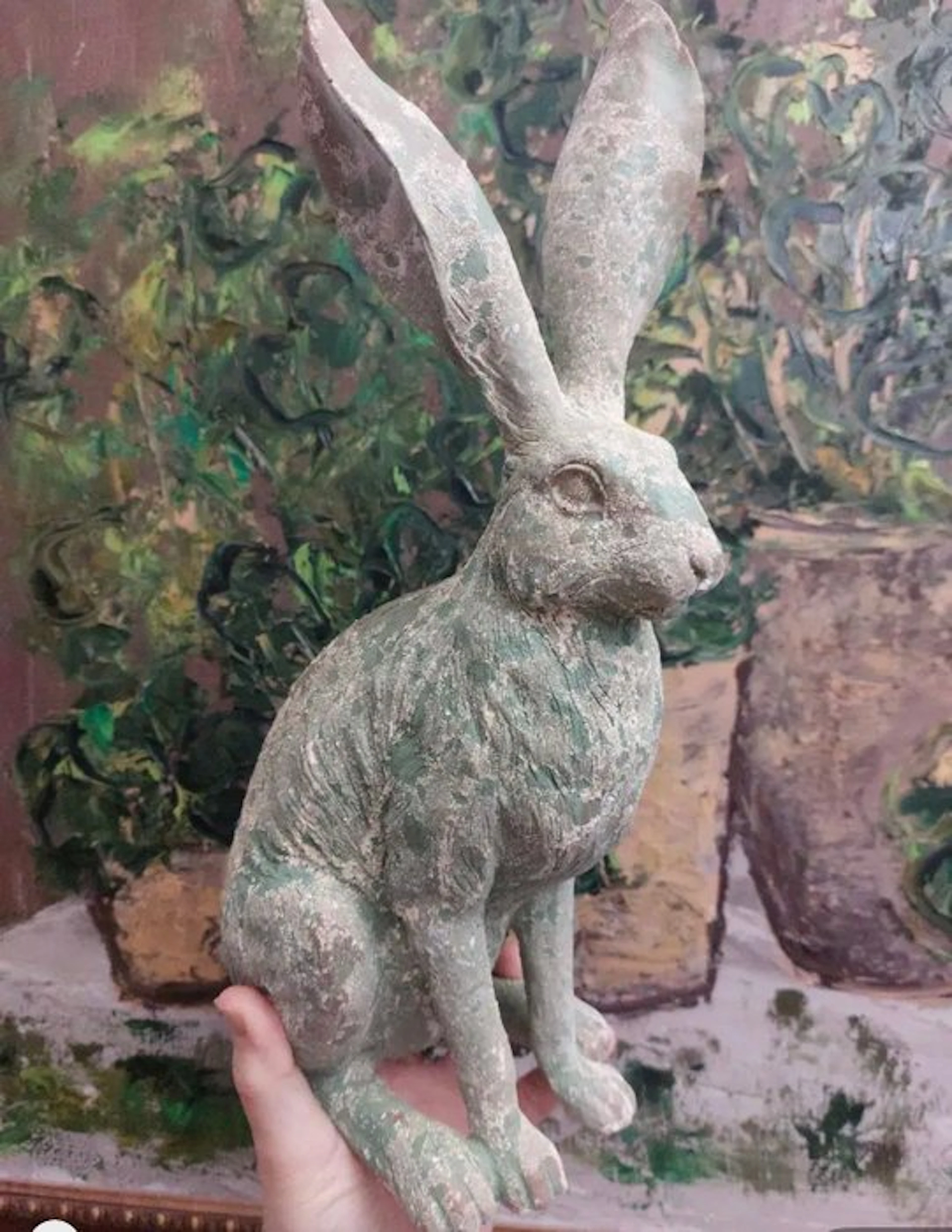 Figure - Hare sculpture - Resin, Plaster