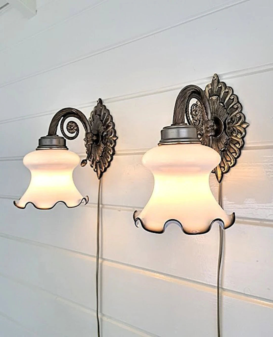 Wall lamp (2) - brass, glass