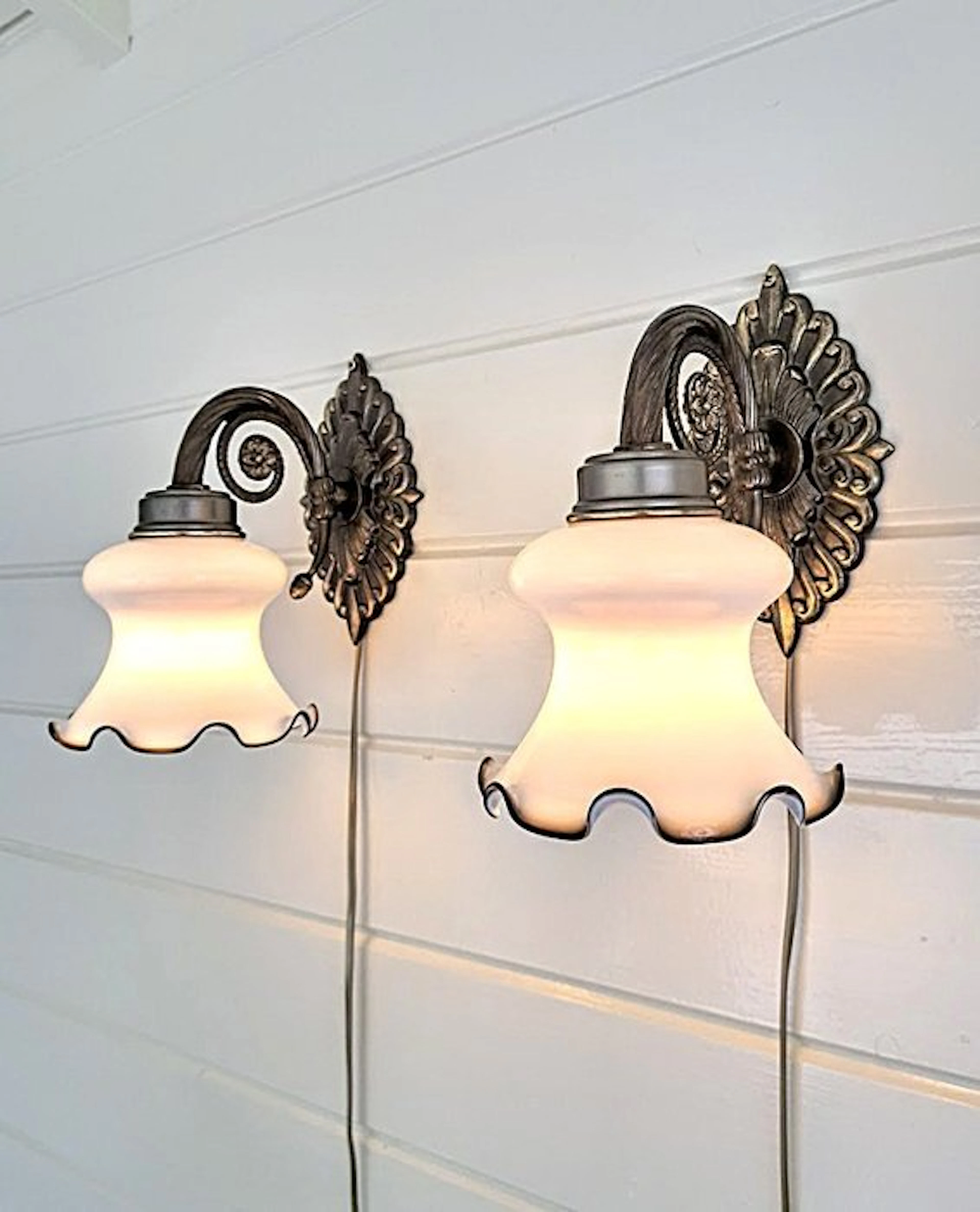 Wall lamp (2) - brass, glass