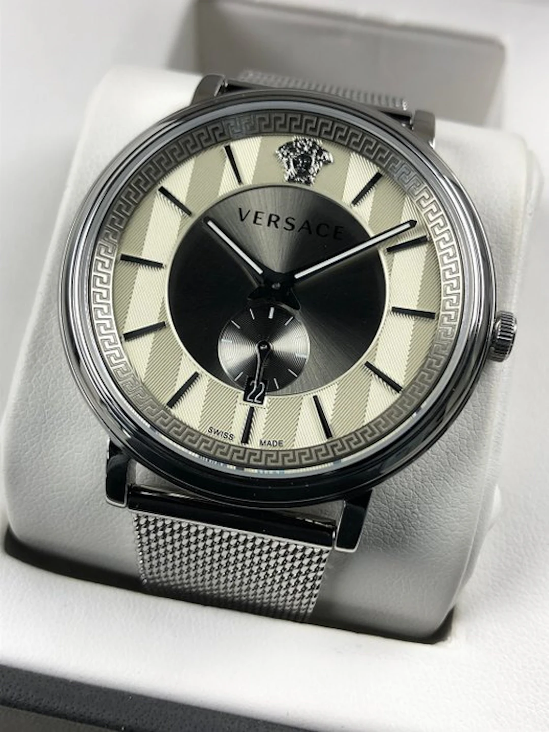 Versace - V-Circle Manifesto Steel - VBQ06 - Men - 2020-2025
