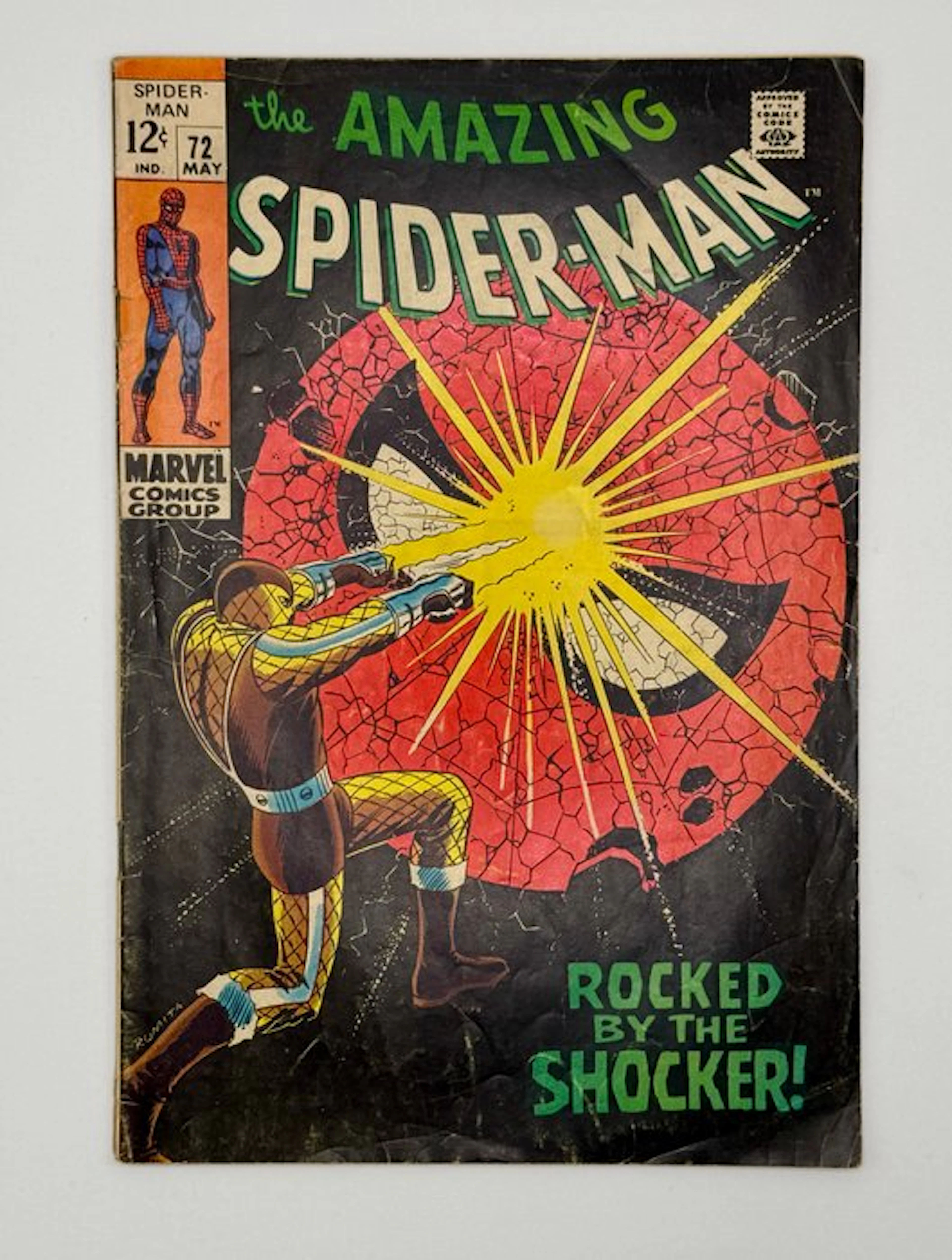 Amazing Spider-Man #72 - Rocked by the Shocker! - 1 Comic - First