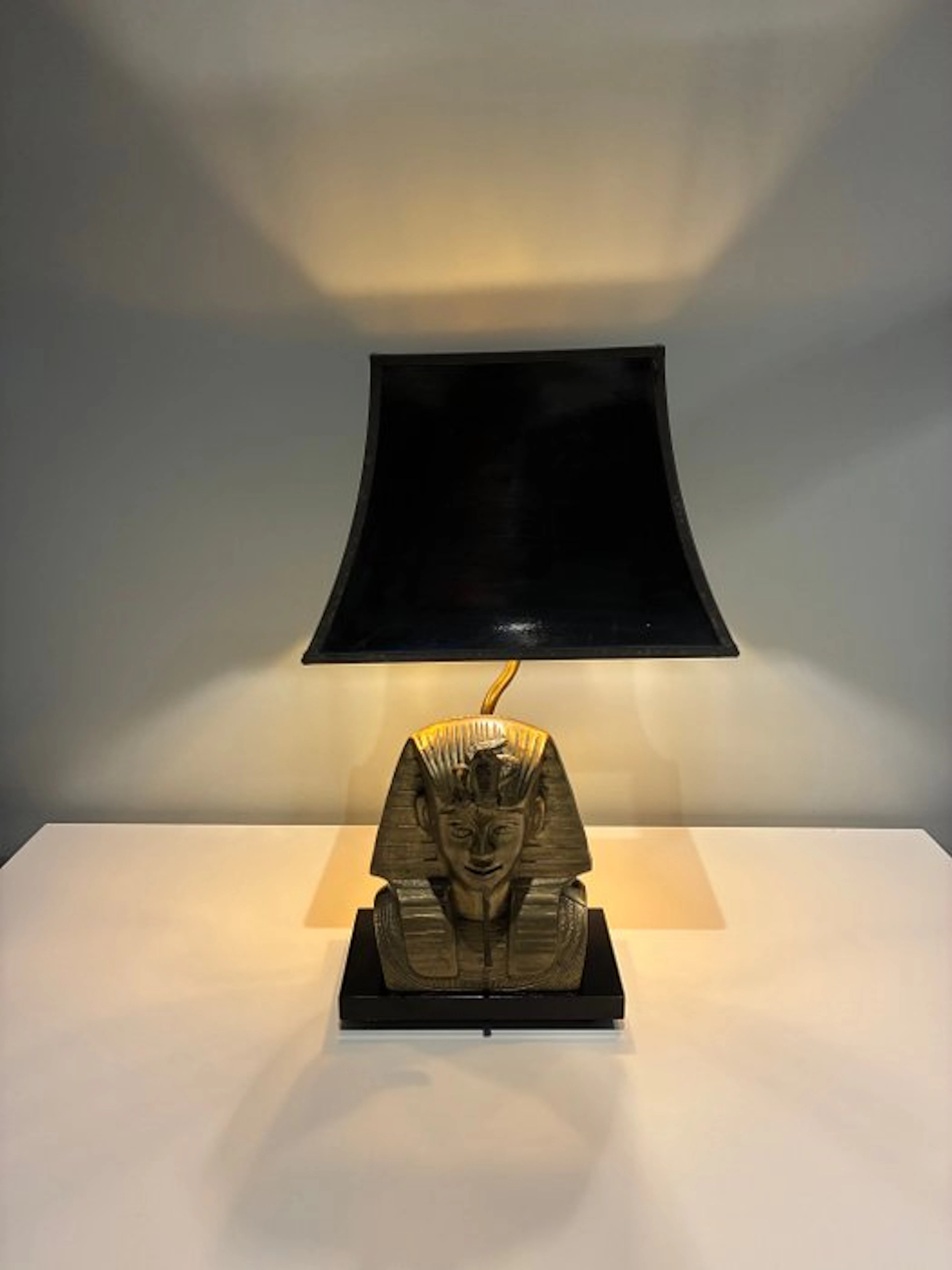 Regina - Table lamp - Farao Lamp - Brass