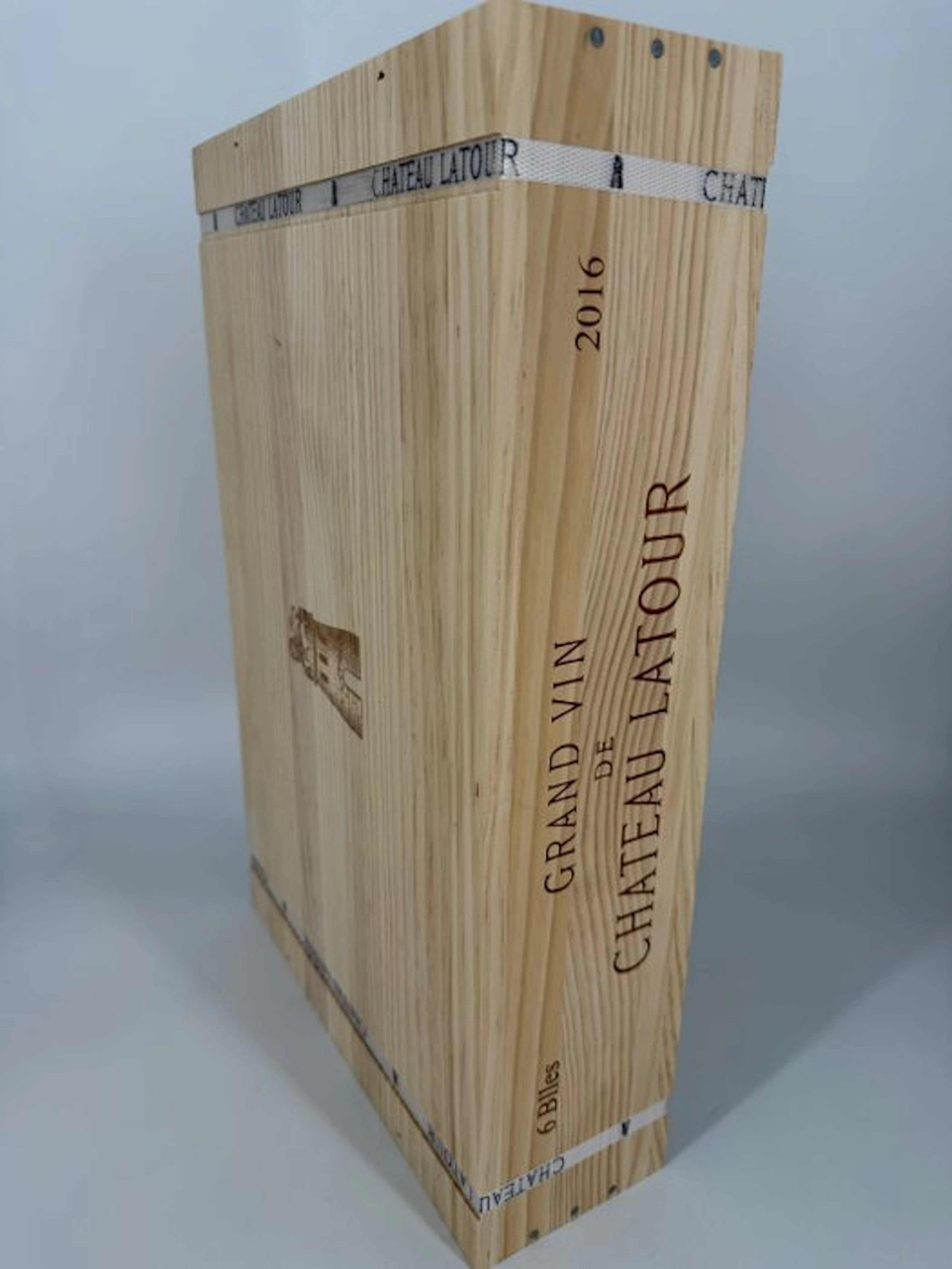 2016 Chateau Latour - Bordeaux