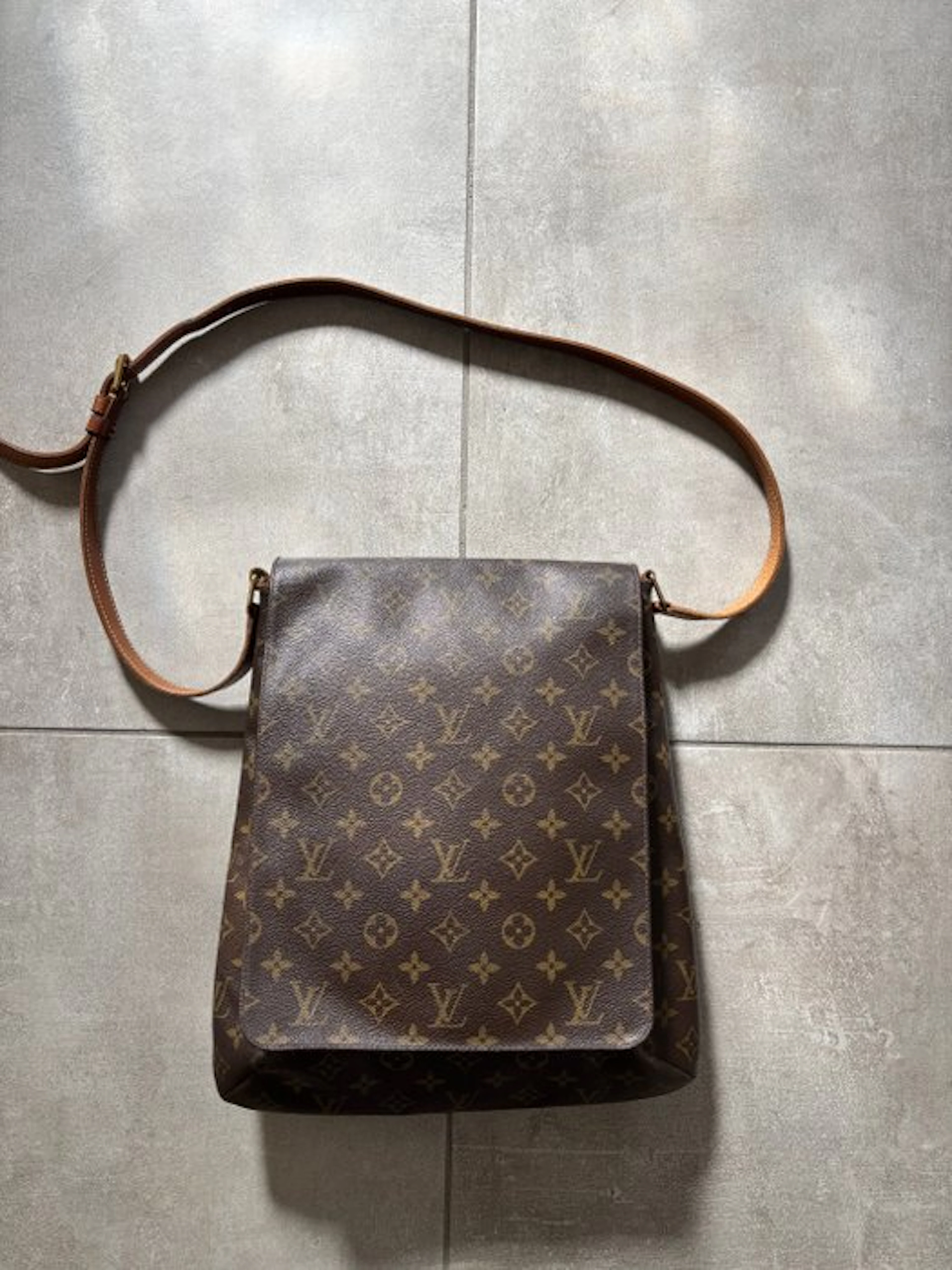 Louis Vuitton - Musette - Shoulder bag