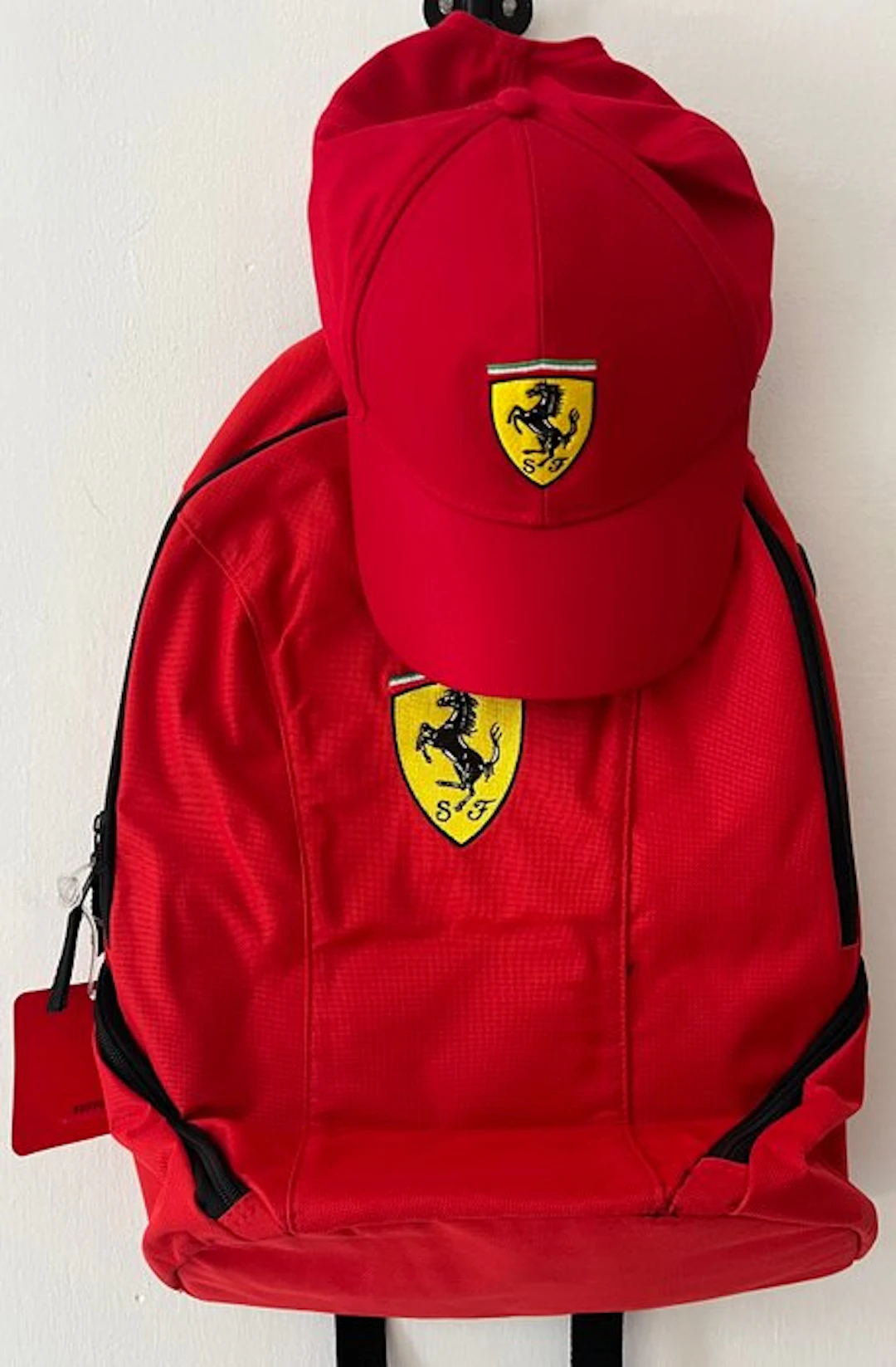 Ferrari - set Zaino e Berretto - Backpack