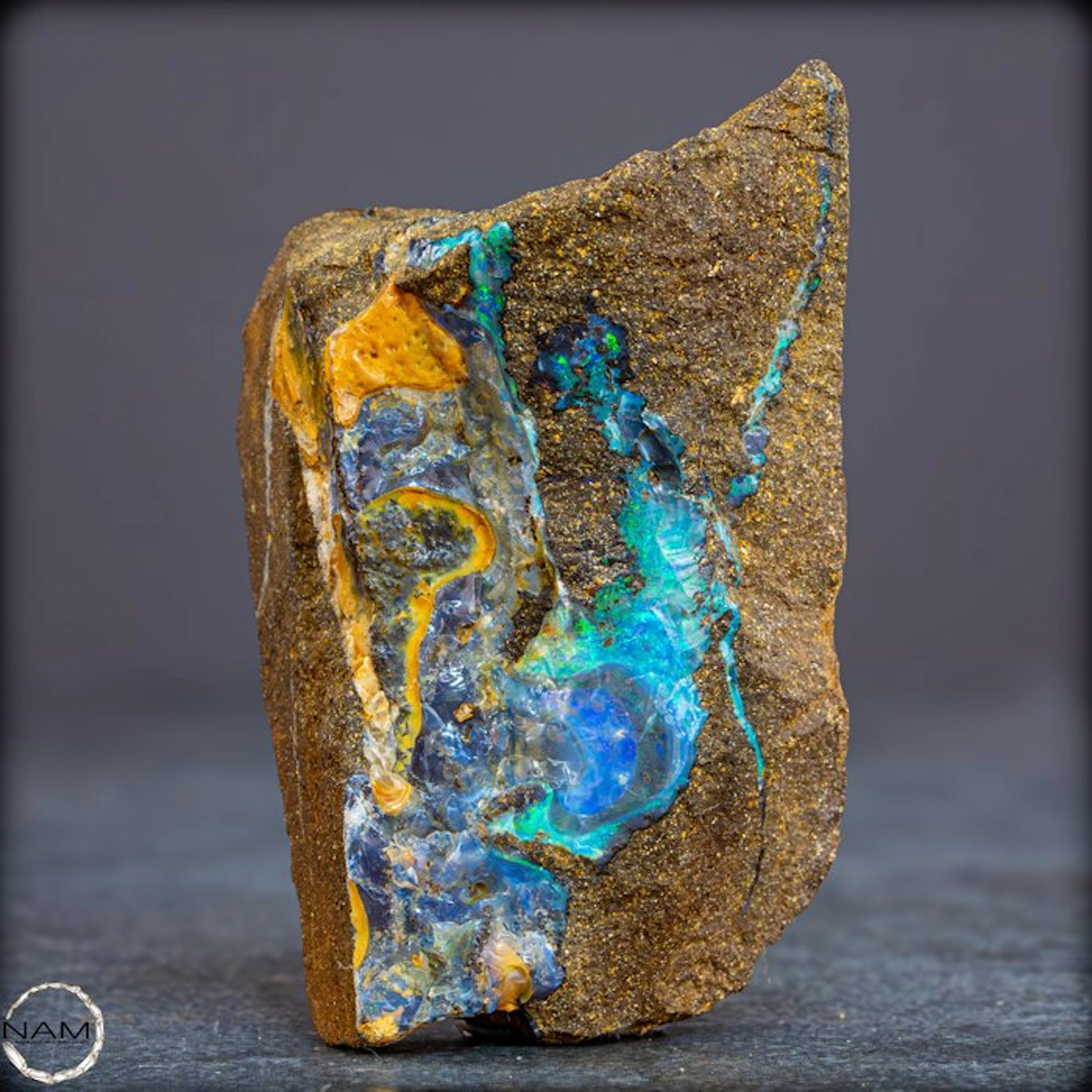 Natural Boulder Opal with an intense play of color – A...