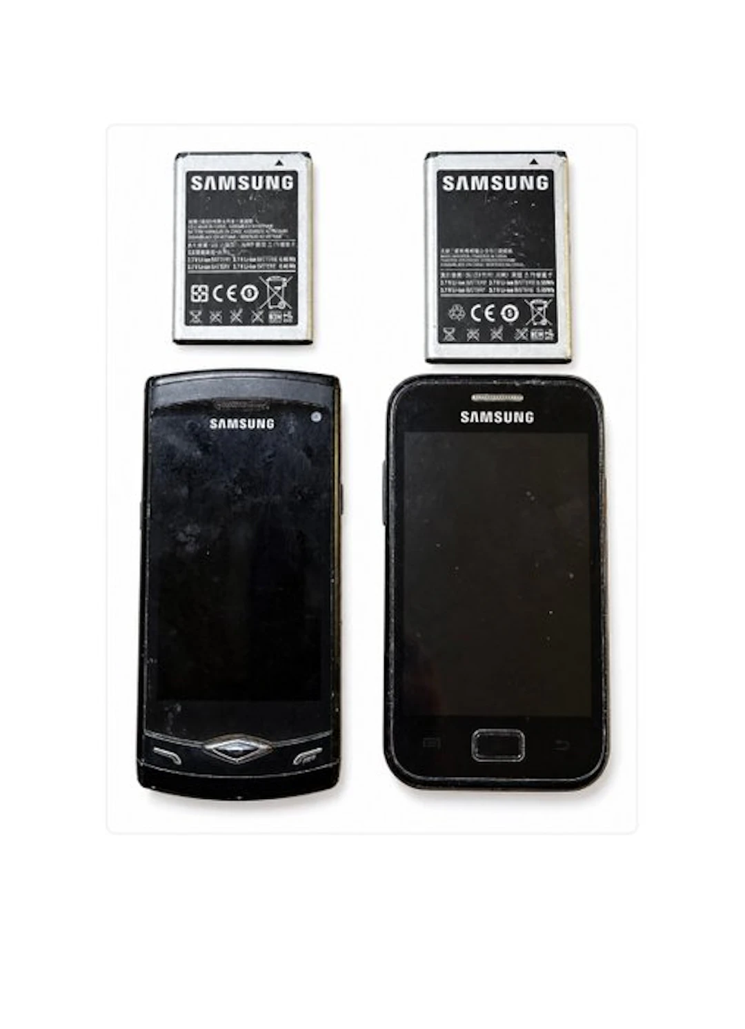 Samsung GT-S5830 - Mobile phone (2)