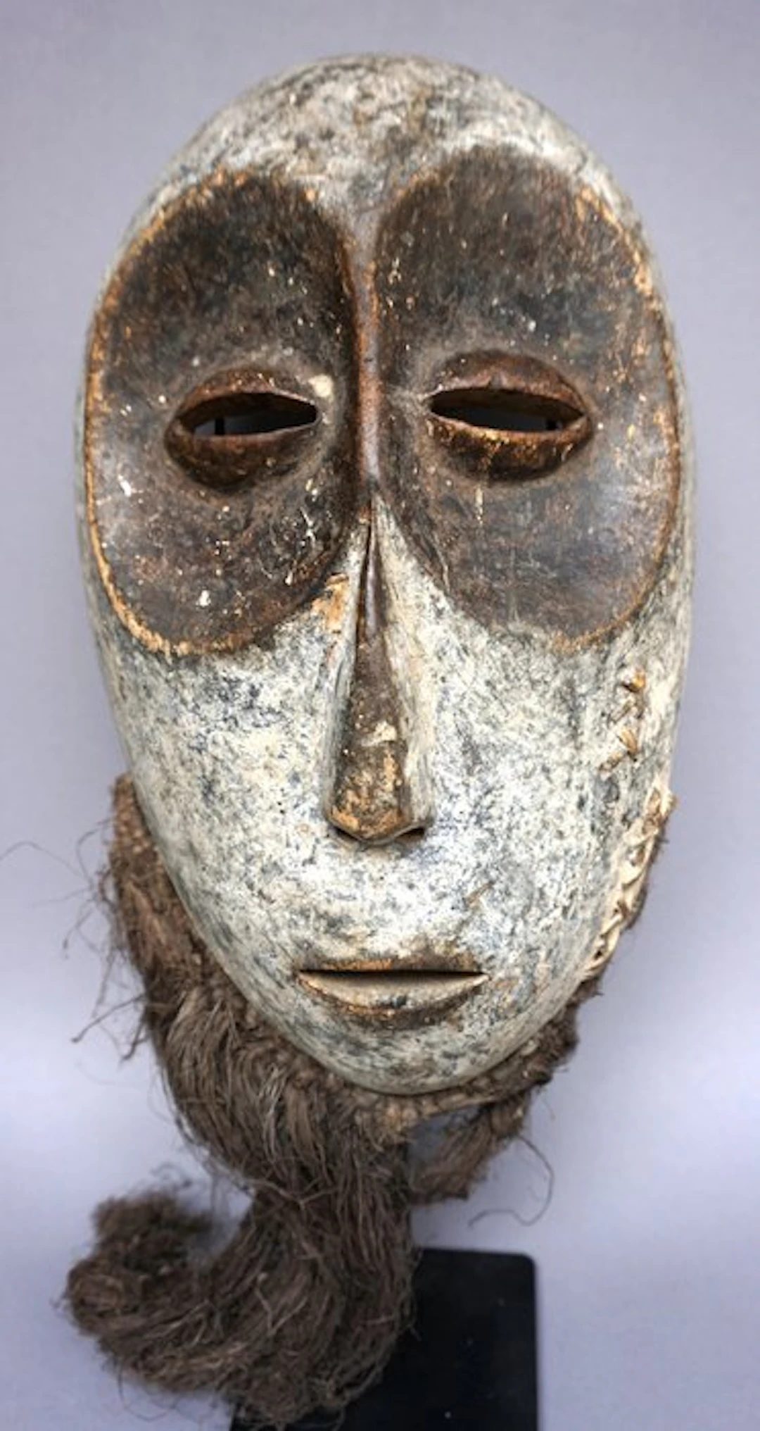 Expressive Bembe mask with a beard - Bembe - DR Congo (No reserve price)