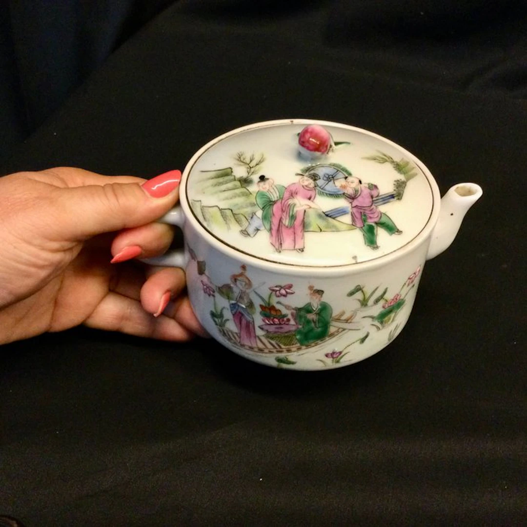 Teapot - Porcelain - China - 20th century