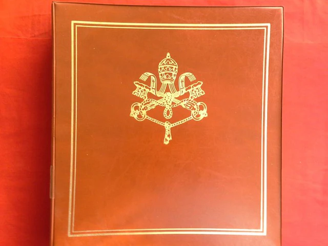 Vatican City 1963/1981 - Splendid collection in an album...