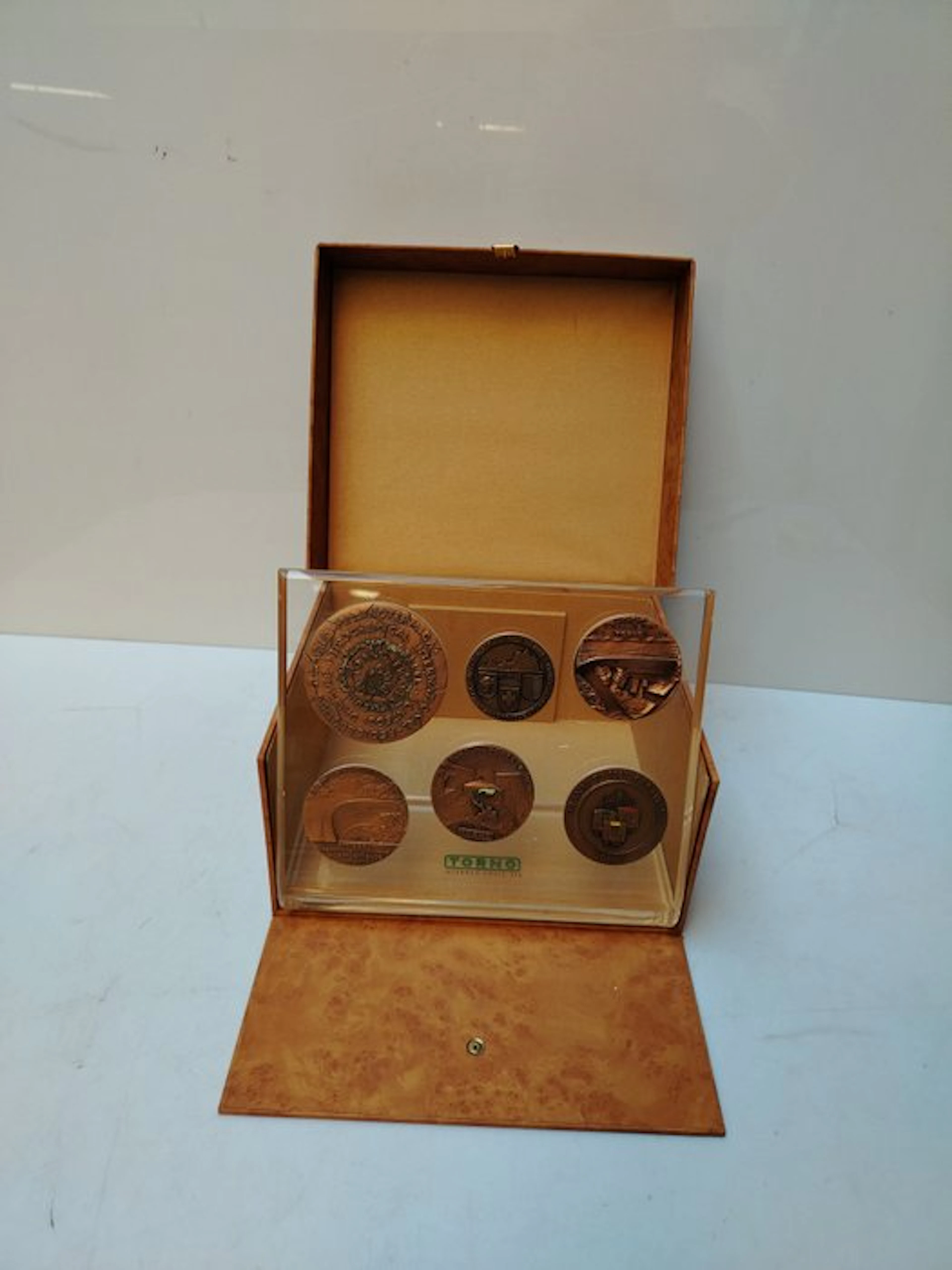 Italy. Medaglie Ingegneria Italiana (No reserve price)