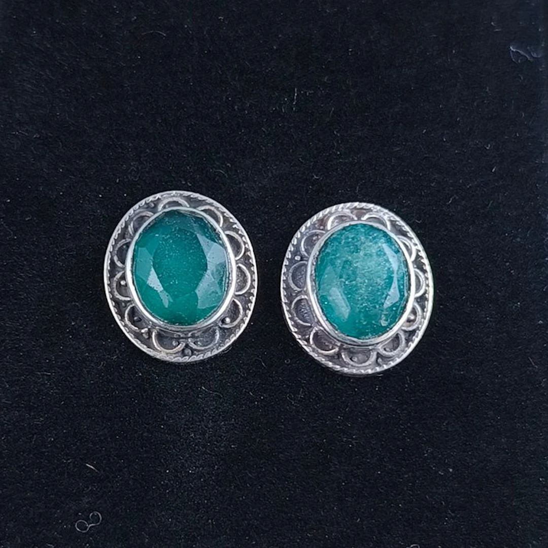 Emerald Jewellery- 4.32 g