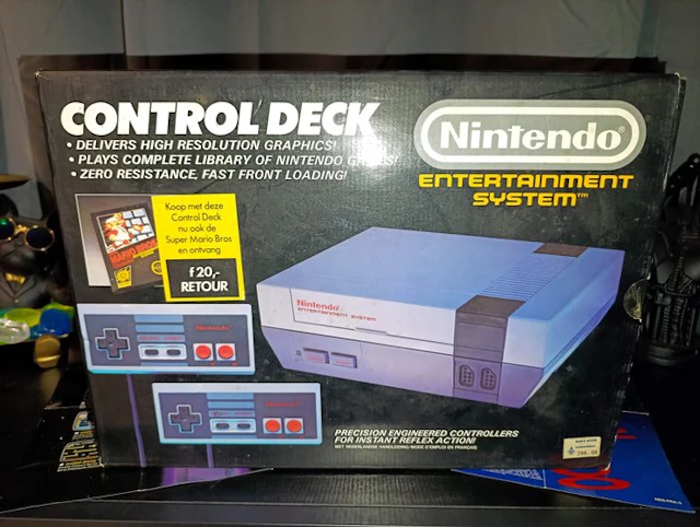 Nintendo - Nes - Nes Complete in Box - Video game console