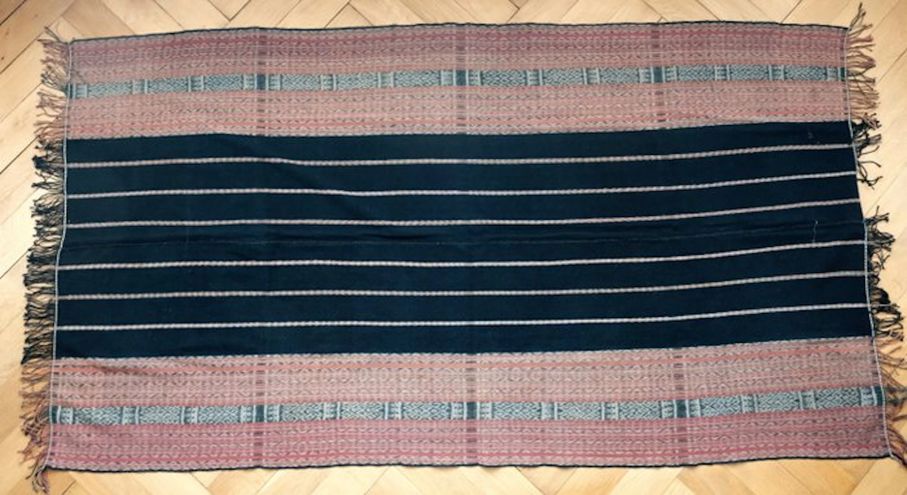 Ikat selimut - blanket from Insana, Timor, Indonesia - Cotton - mid