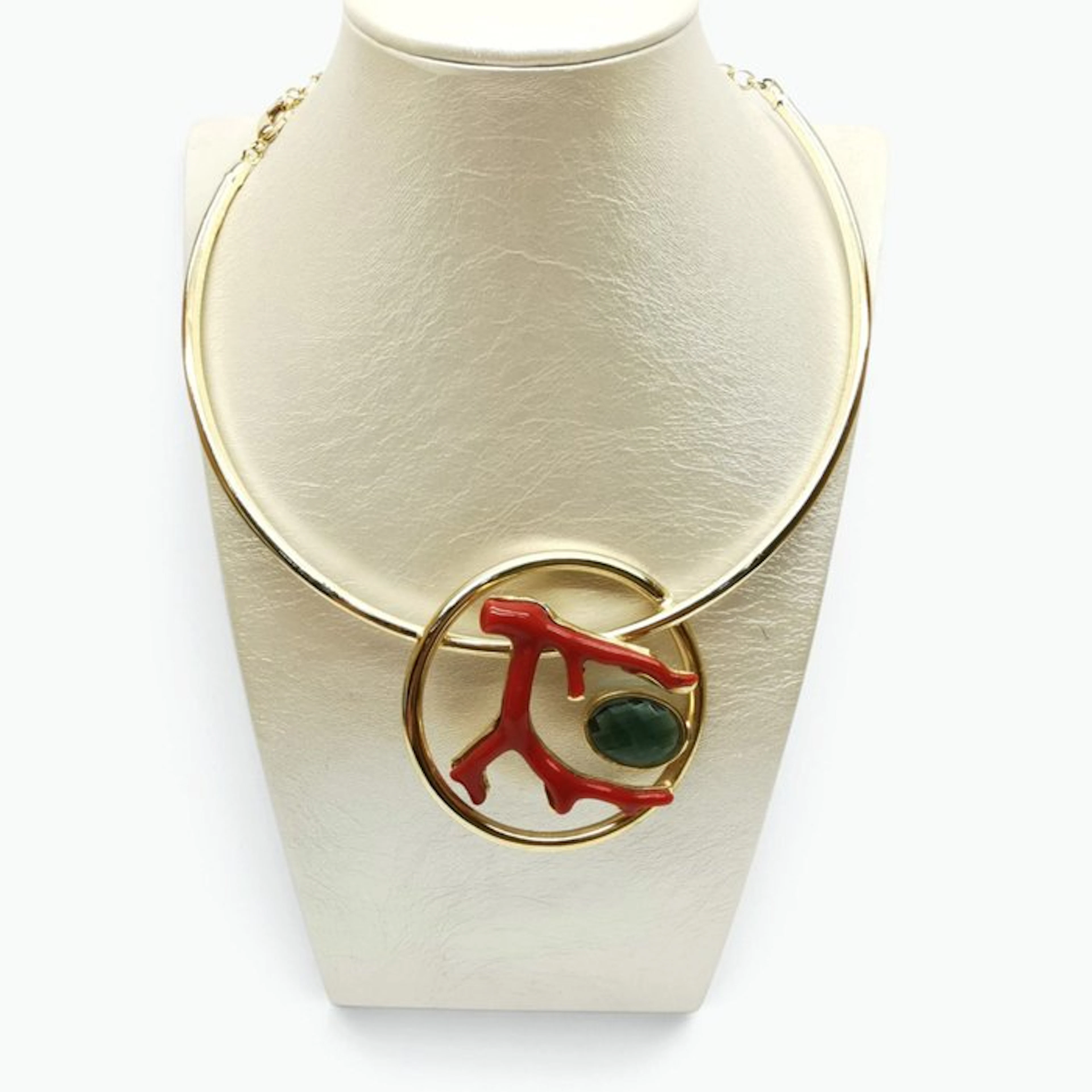 Coral - Silver - Necklace - artisanal craftsmanship