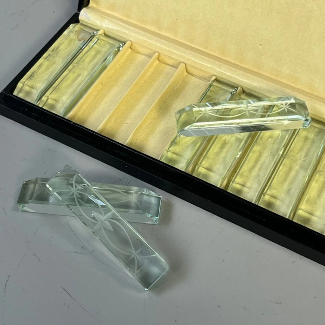 Knife rest - Art Deco 12 Kristallen Messenleggers met...