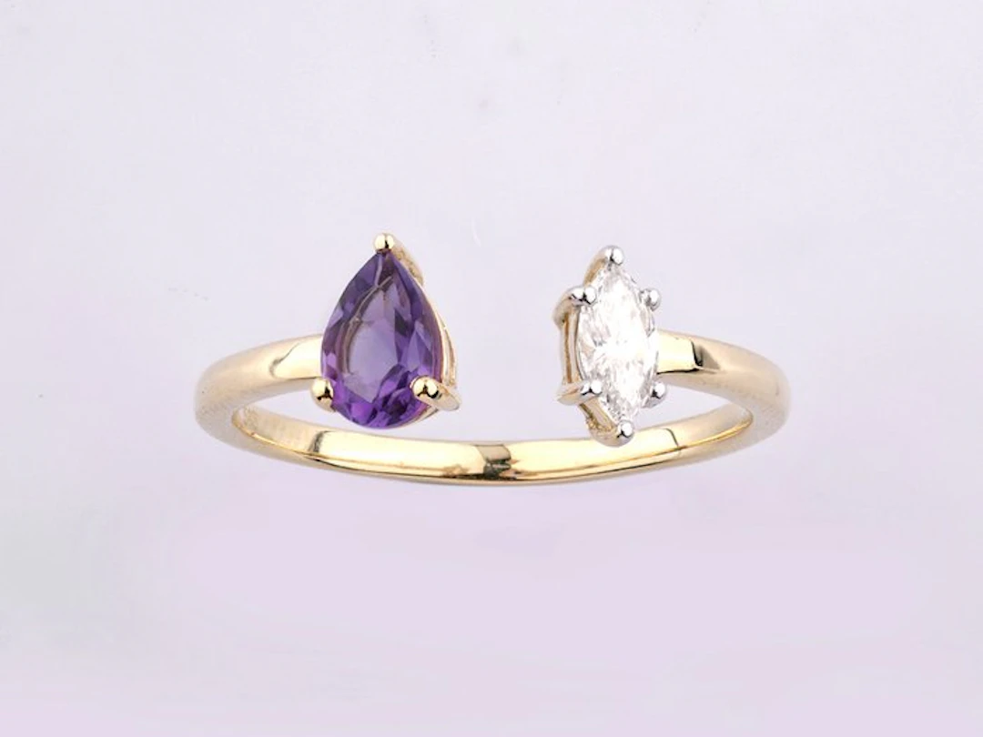 Ring - 14 kt. Yellow gold - 0.59ct. tw. Amethyst - Diamond