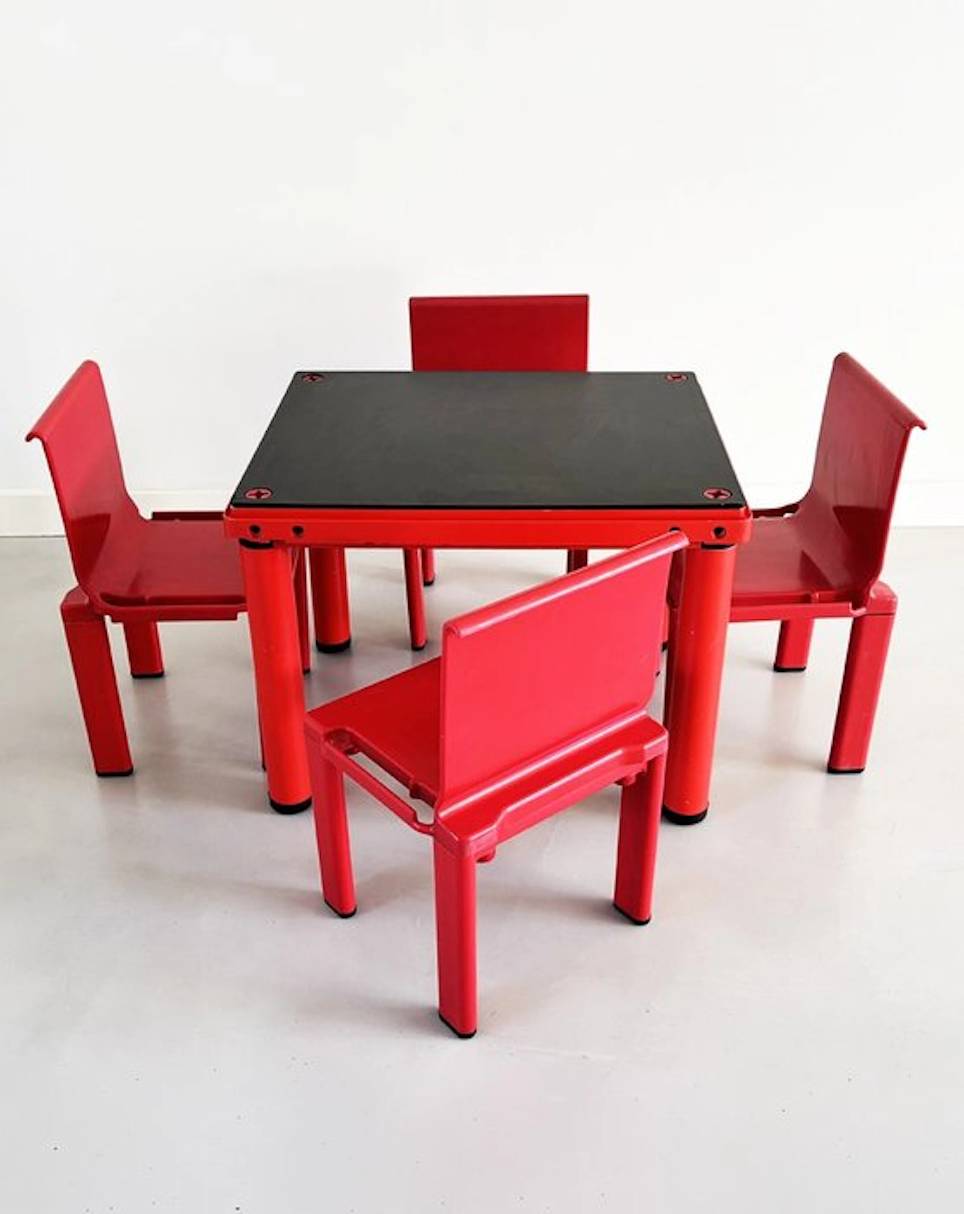 Kartell - Alberto Rosselli