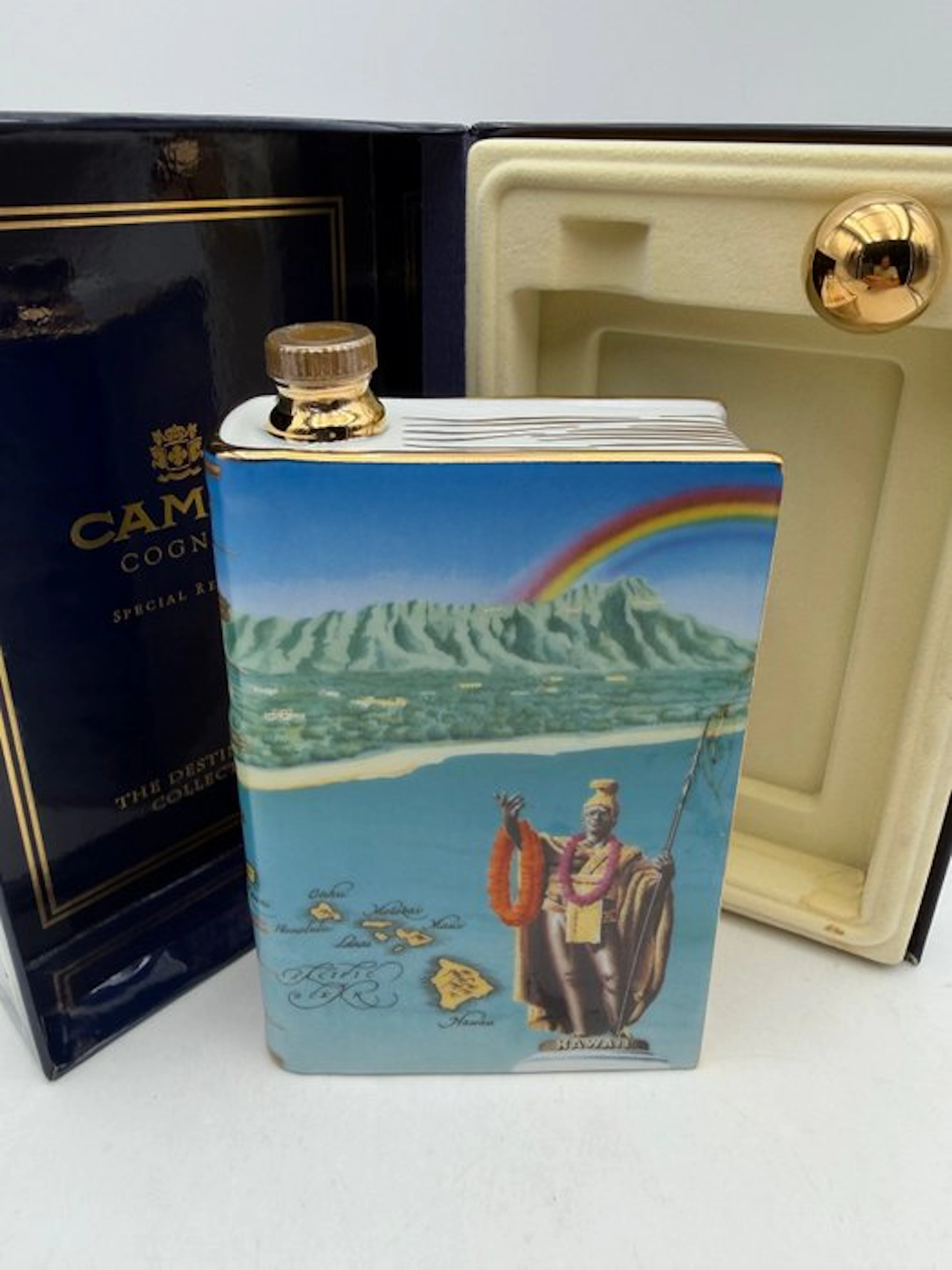 Camus - half bottle - Hawaii - The Destination Collection - b. 1990s - 350ml