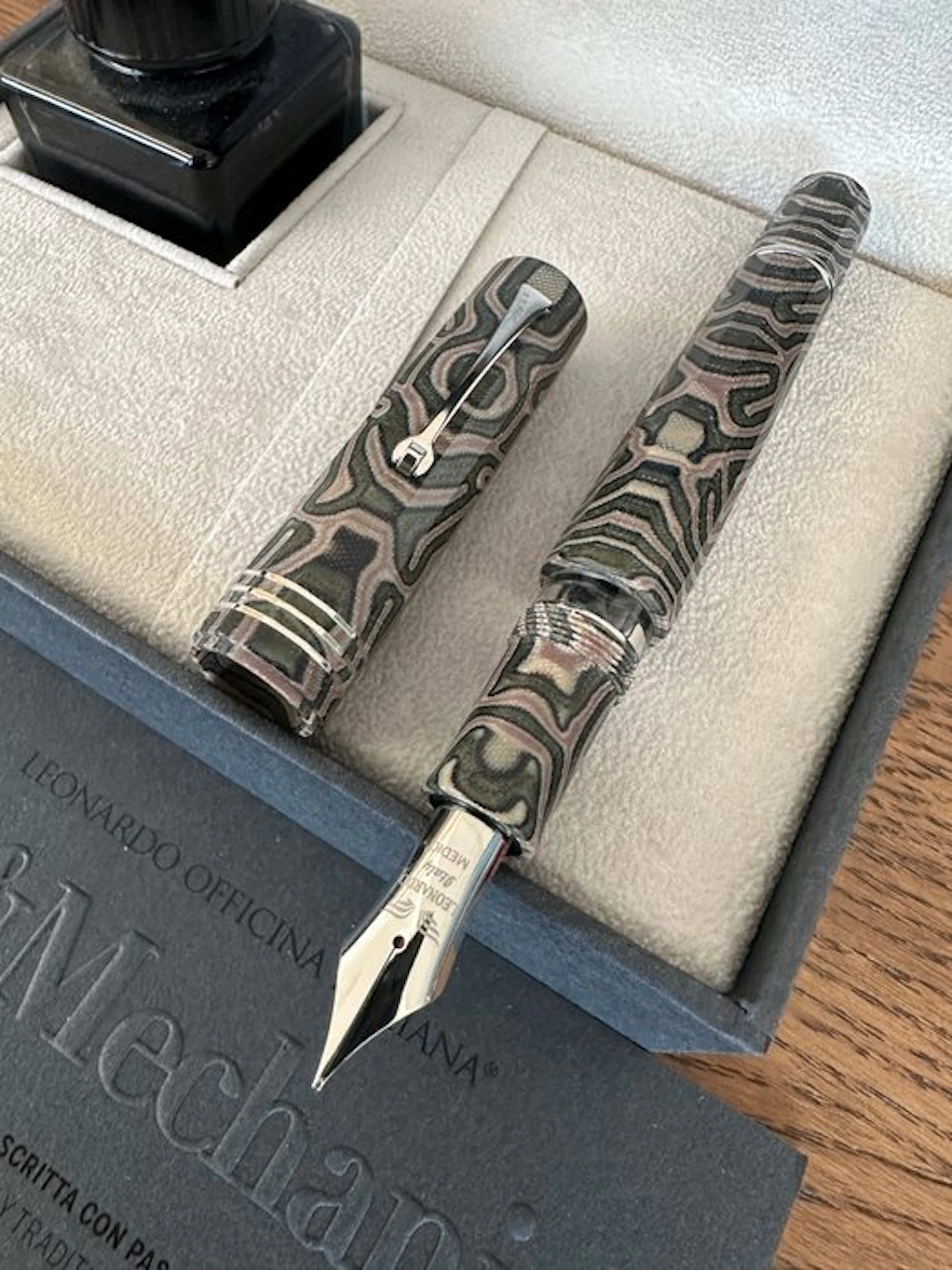 Leonardo Officina Italiana - Gran maestro Cobra 13 sided...
