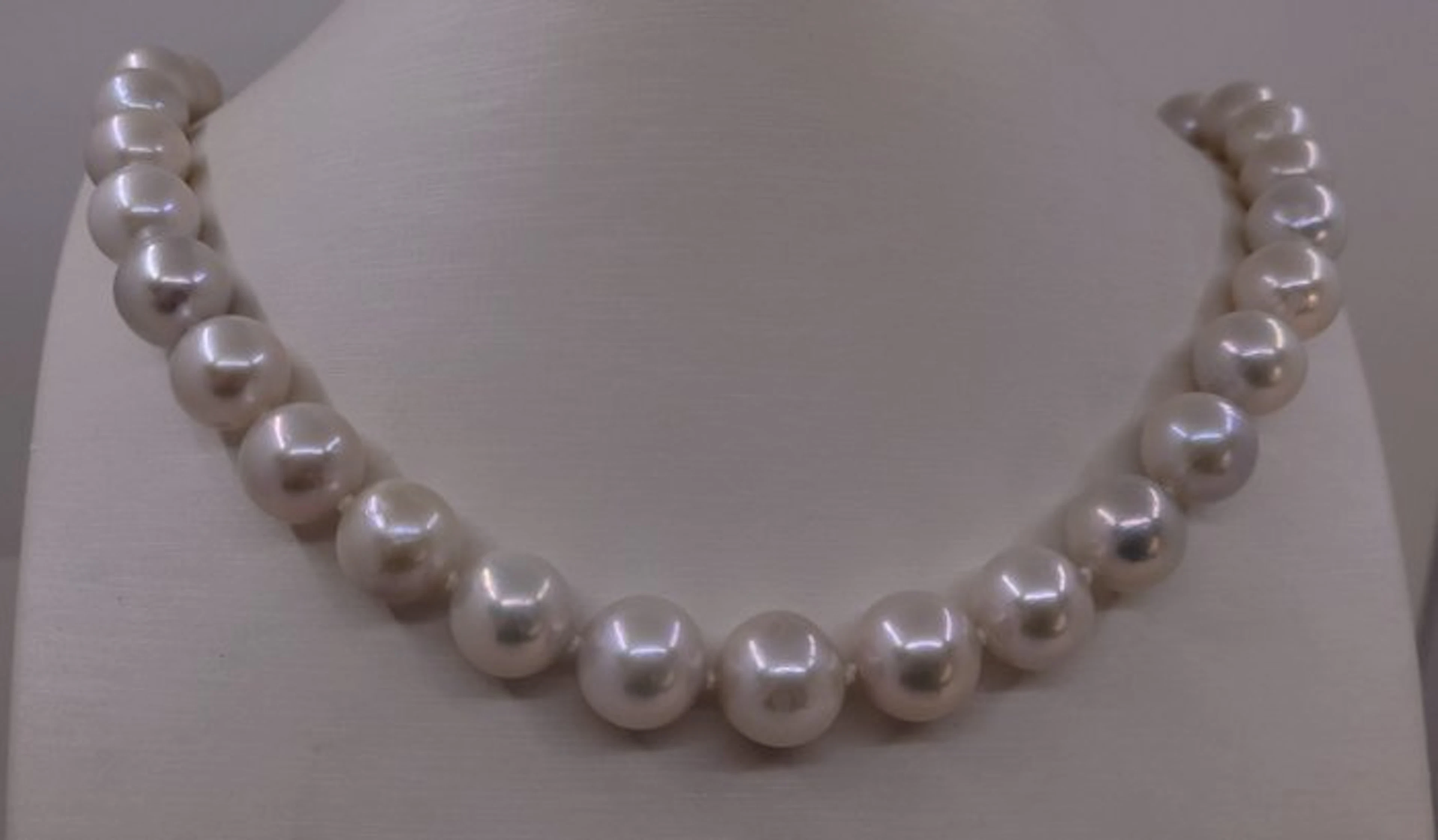 No reserve price - Necklace - 14 kt. White gold - 11x13mm Edison Pearls