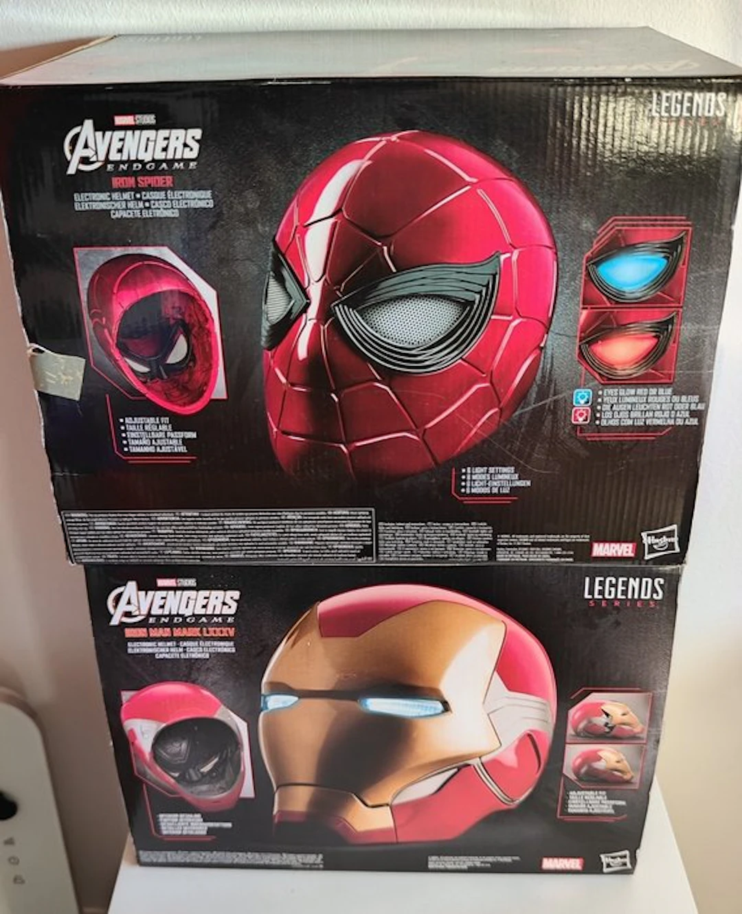 Marvel: Avengers - Hasbro - - Movie prop Hasbro Marvel...
