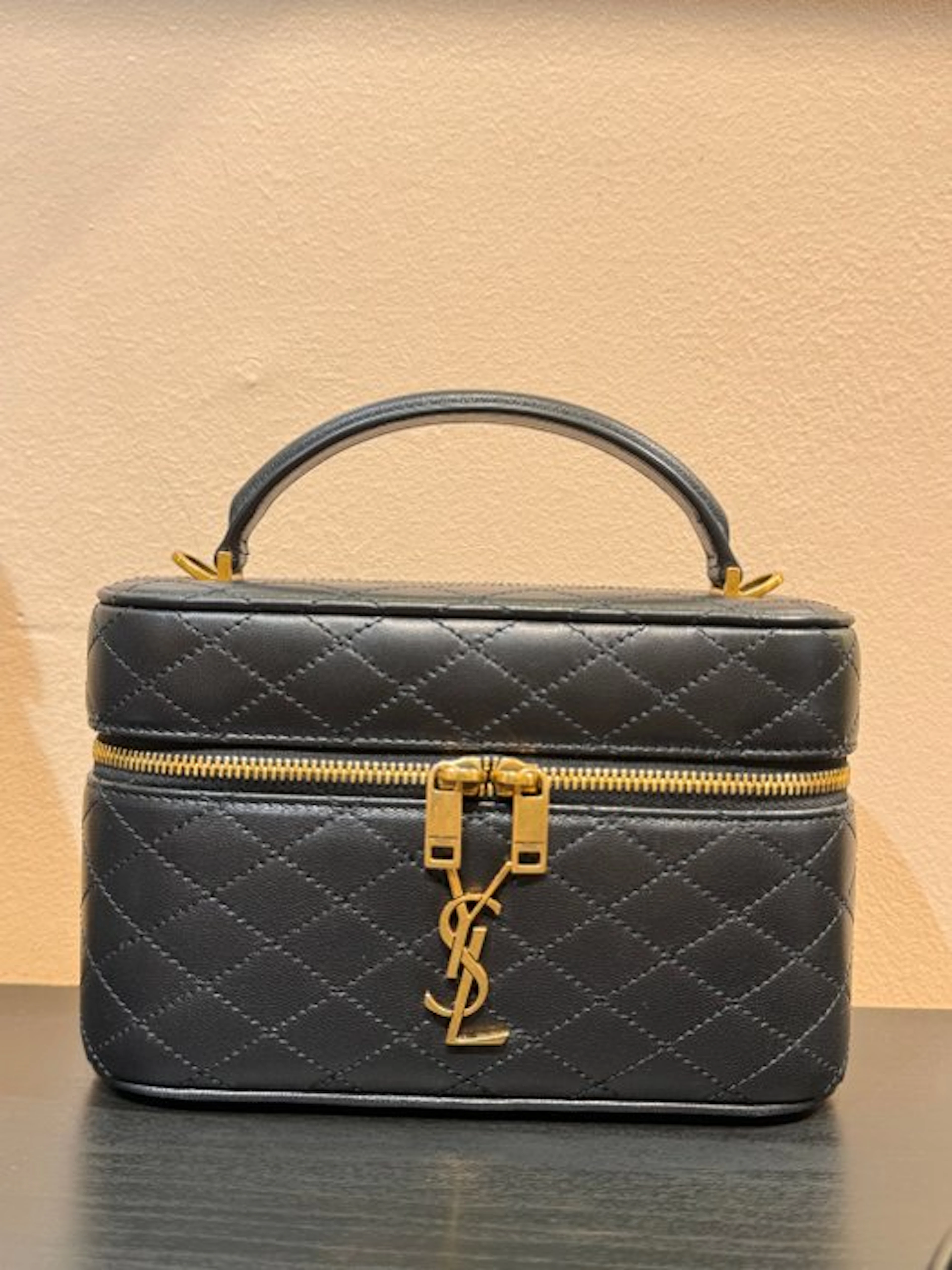 Saint Laurent - Vanity - Crossbody bag