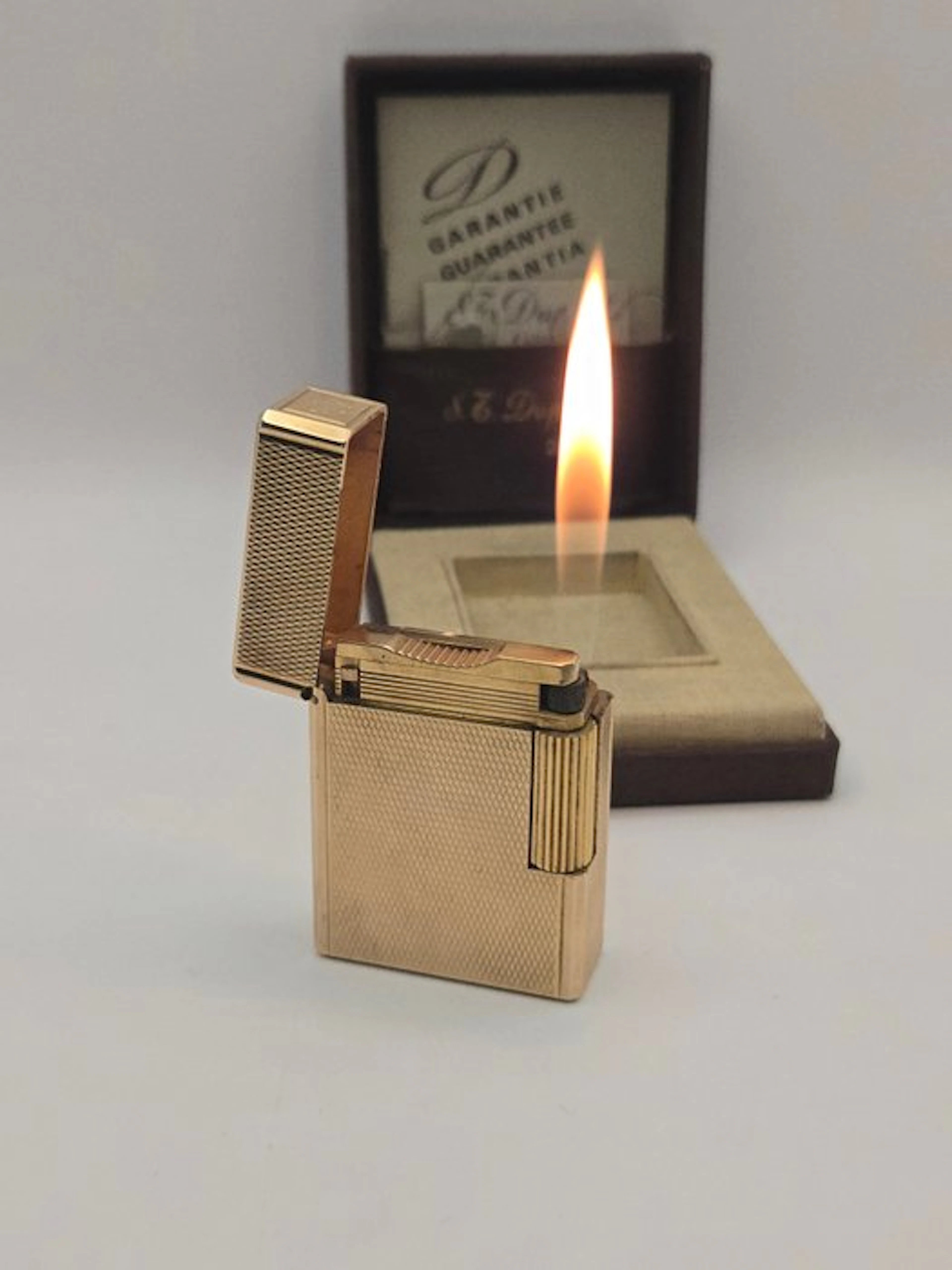 S.T. Dupont - Lighter - Gold-plated