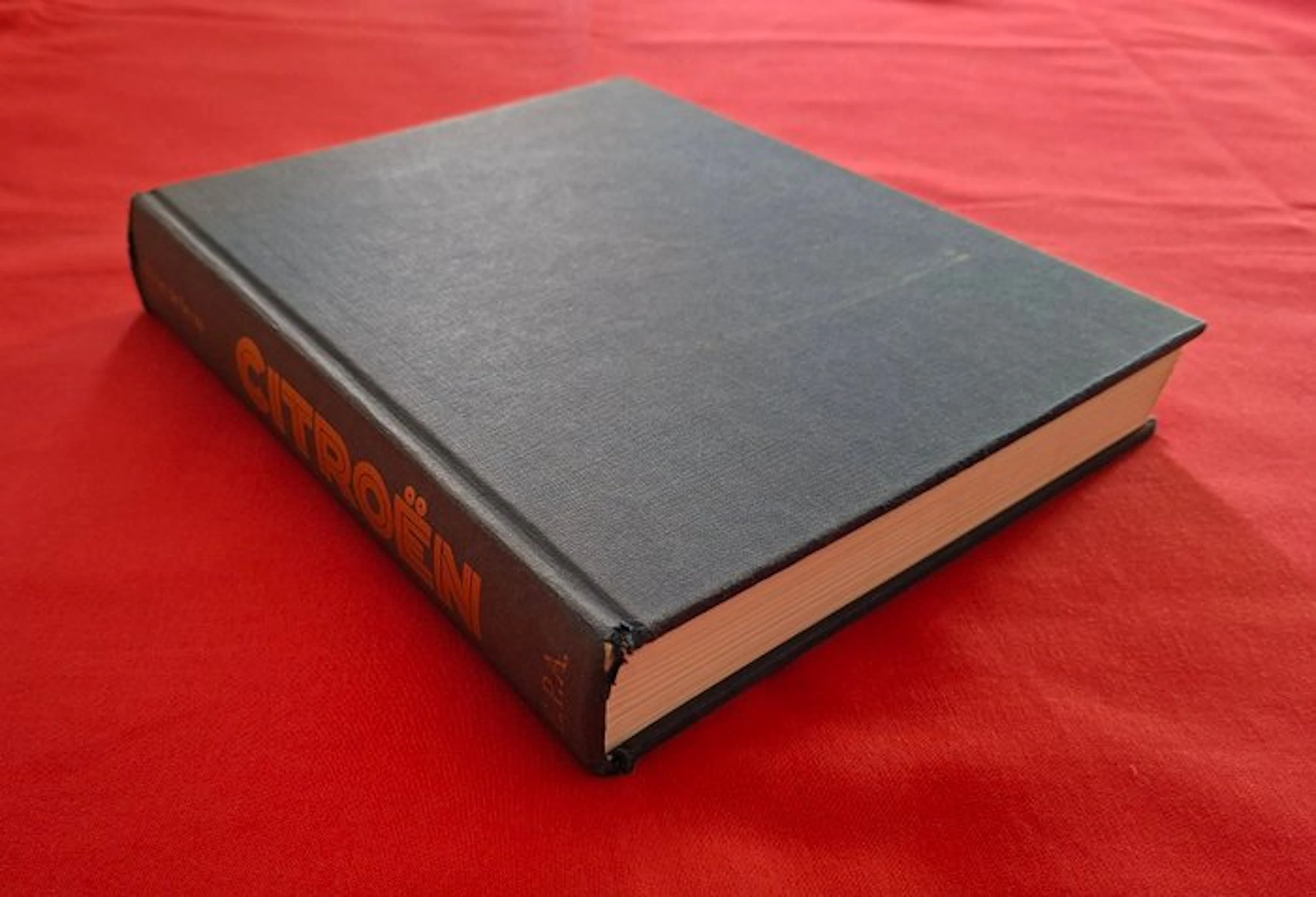 Olivier de Serres - Le Grand Livre Citroën tous les modeles - 1988